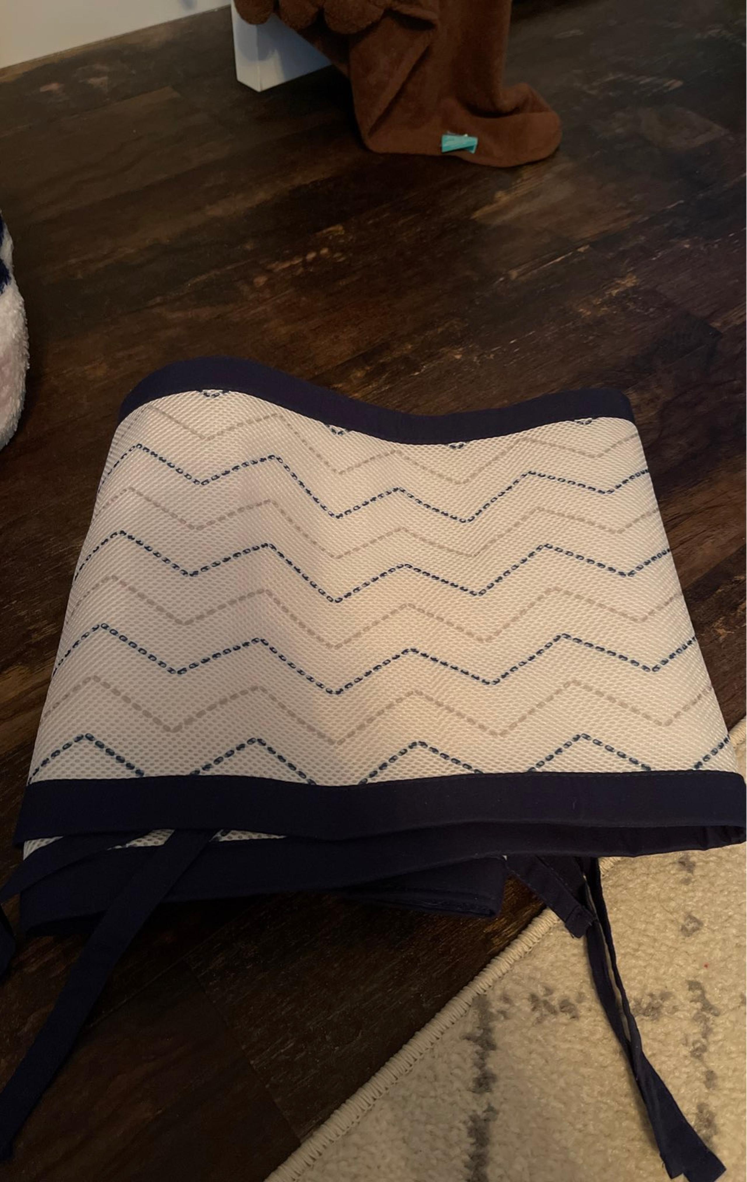 Mesh baby bumpers