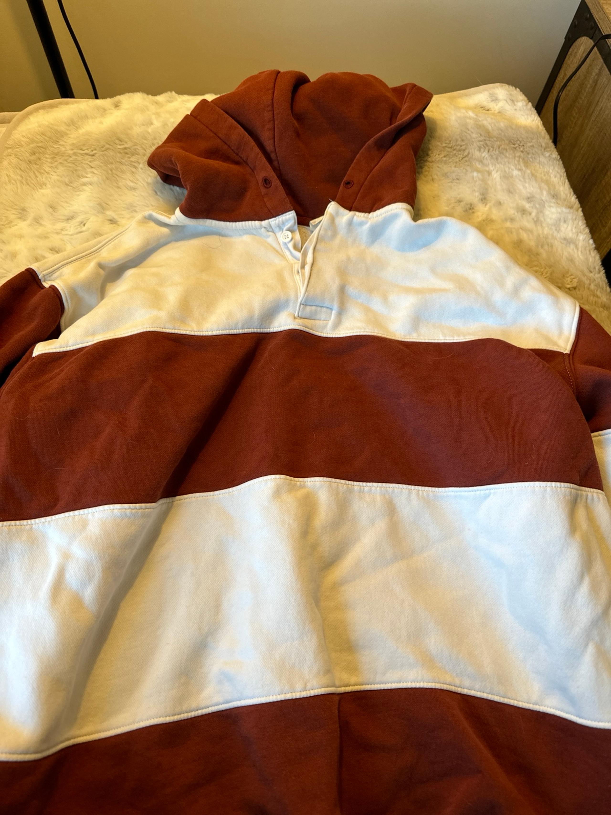 Hoodie Levi’s size xl orange white