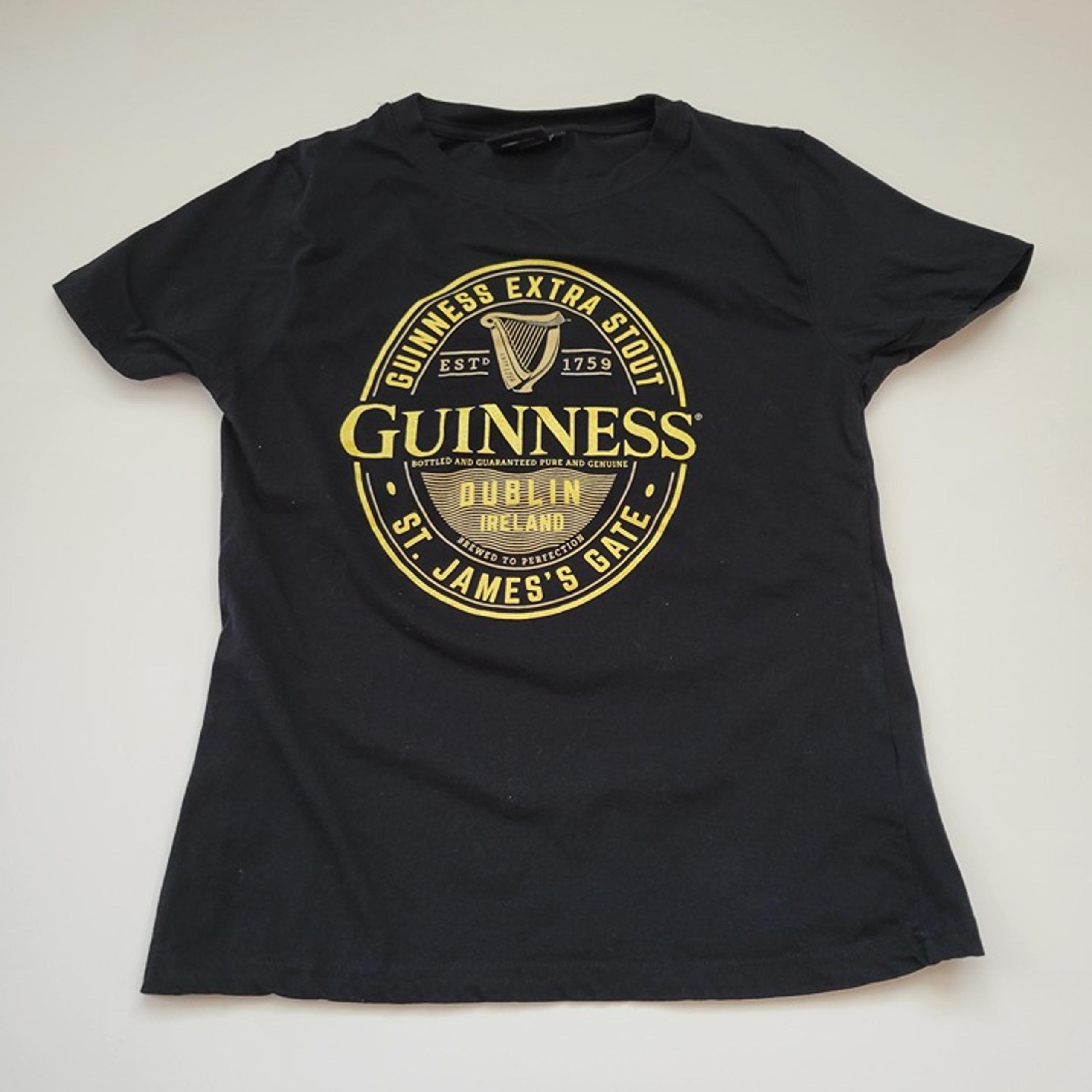 Guinness  Extra Stout Dublin Ireland St James Gate T Shirt Womens Size XXL EUC