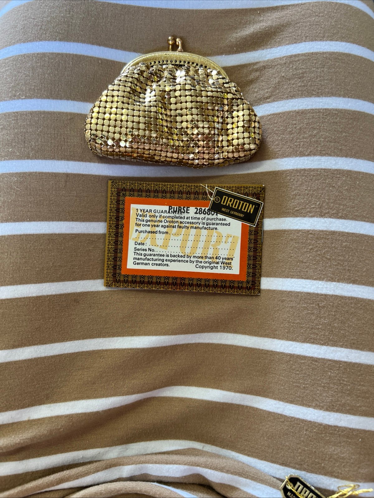 Oroton small gold metal coin purse