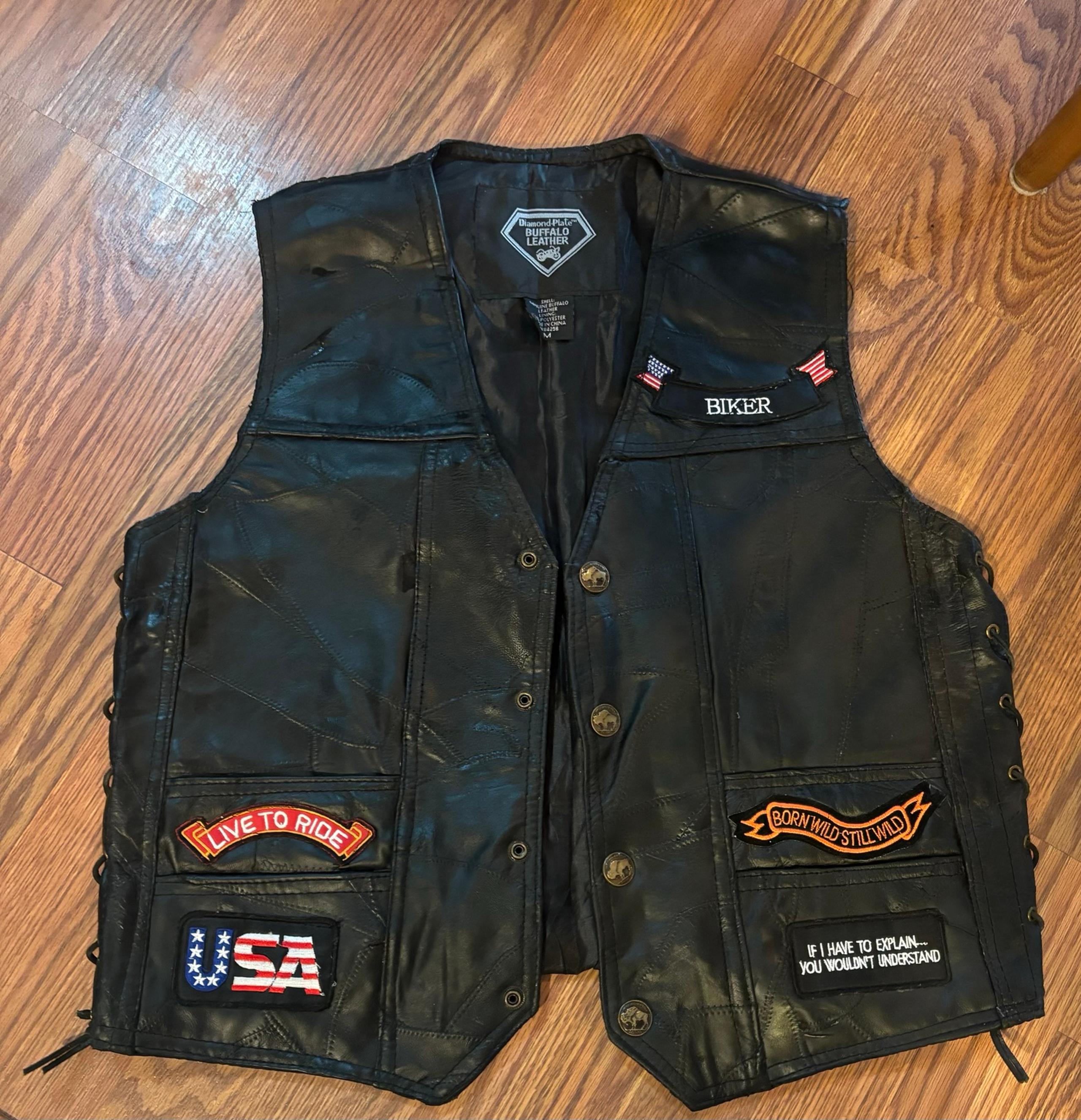 Men’s Medium Leather Bikers Vest