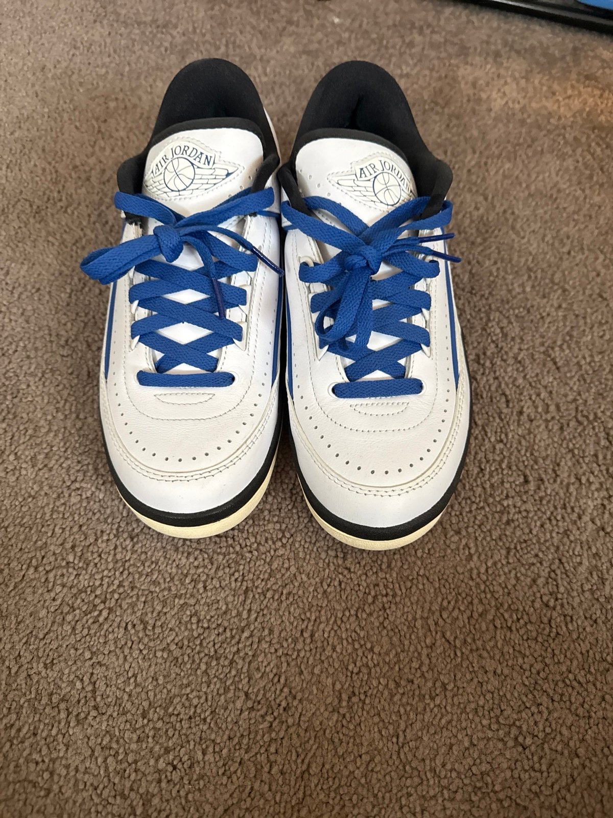 Nike Air Jordan 2 Retro Low Varsity Royal Shoe