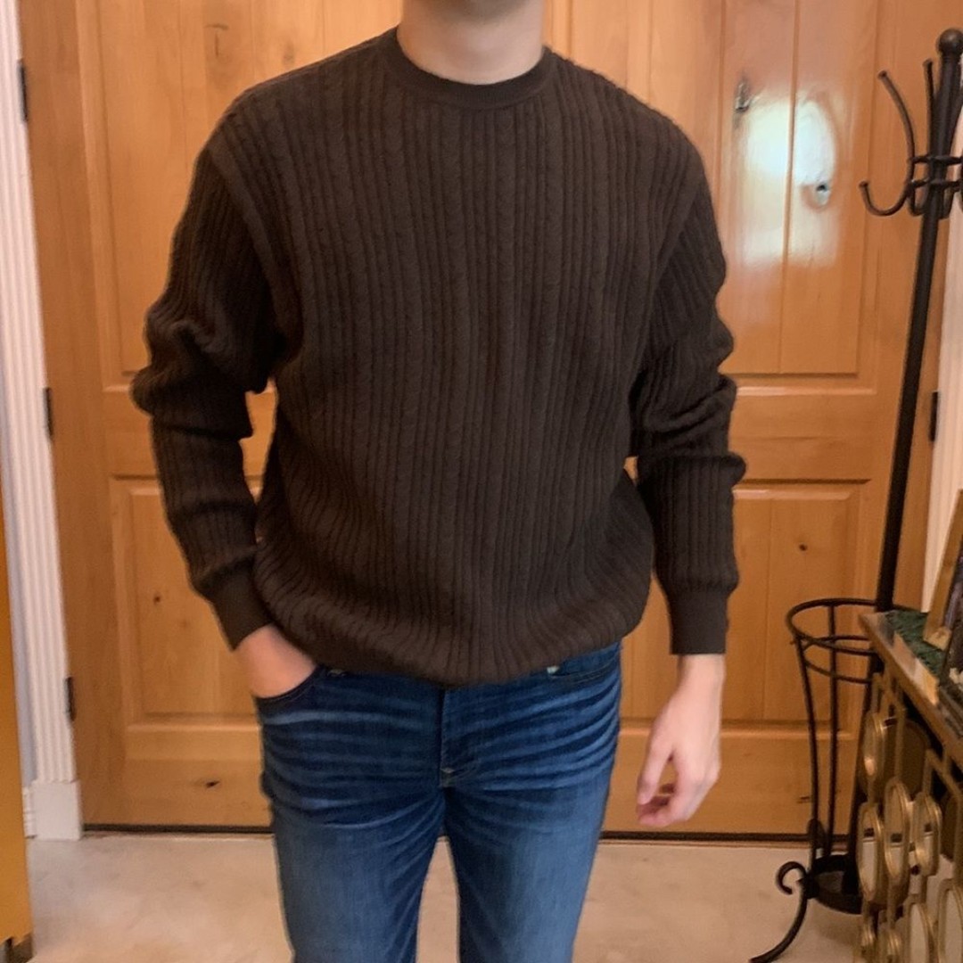 Alex Cannon Men’s Brown Cable Knit Sweater. Size L