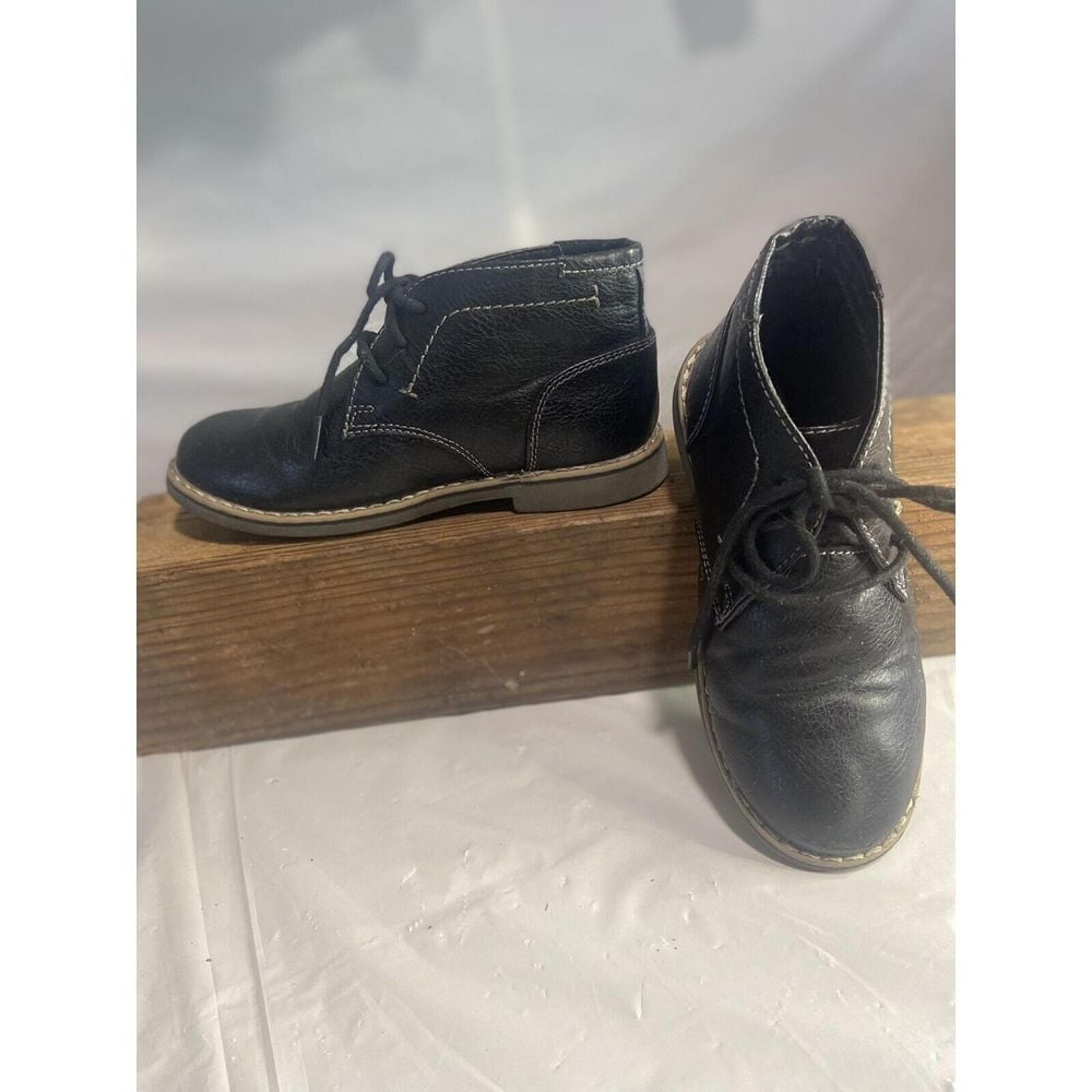 Boys Steve Madden Chukka Black Leather Lace Up Ankle Boots-Size 12 Kids