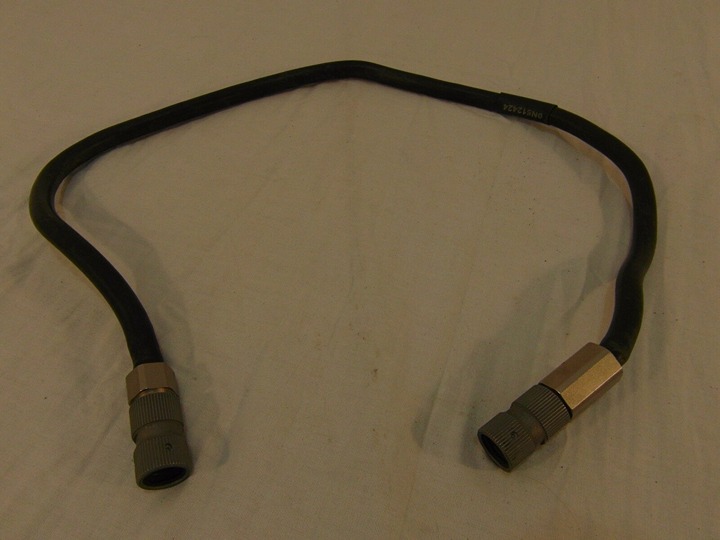 SURPLUS U-392 BLACK GRAY FEMALE-FEMALE 6 PIN CONNECTORS 3' RADIO CORD NM 00487