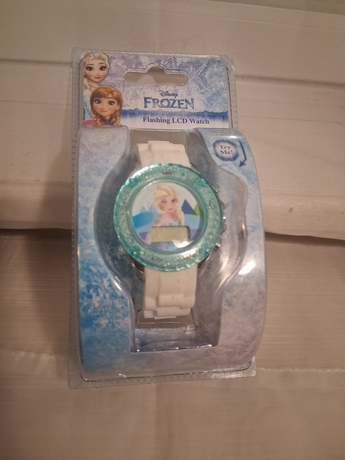 ELSA DISNEY FROZEN FLASHING LCD WATCH!!!