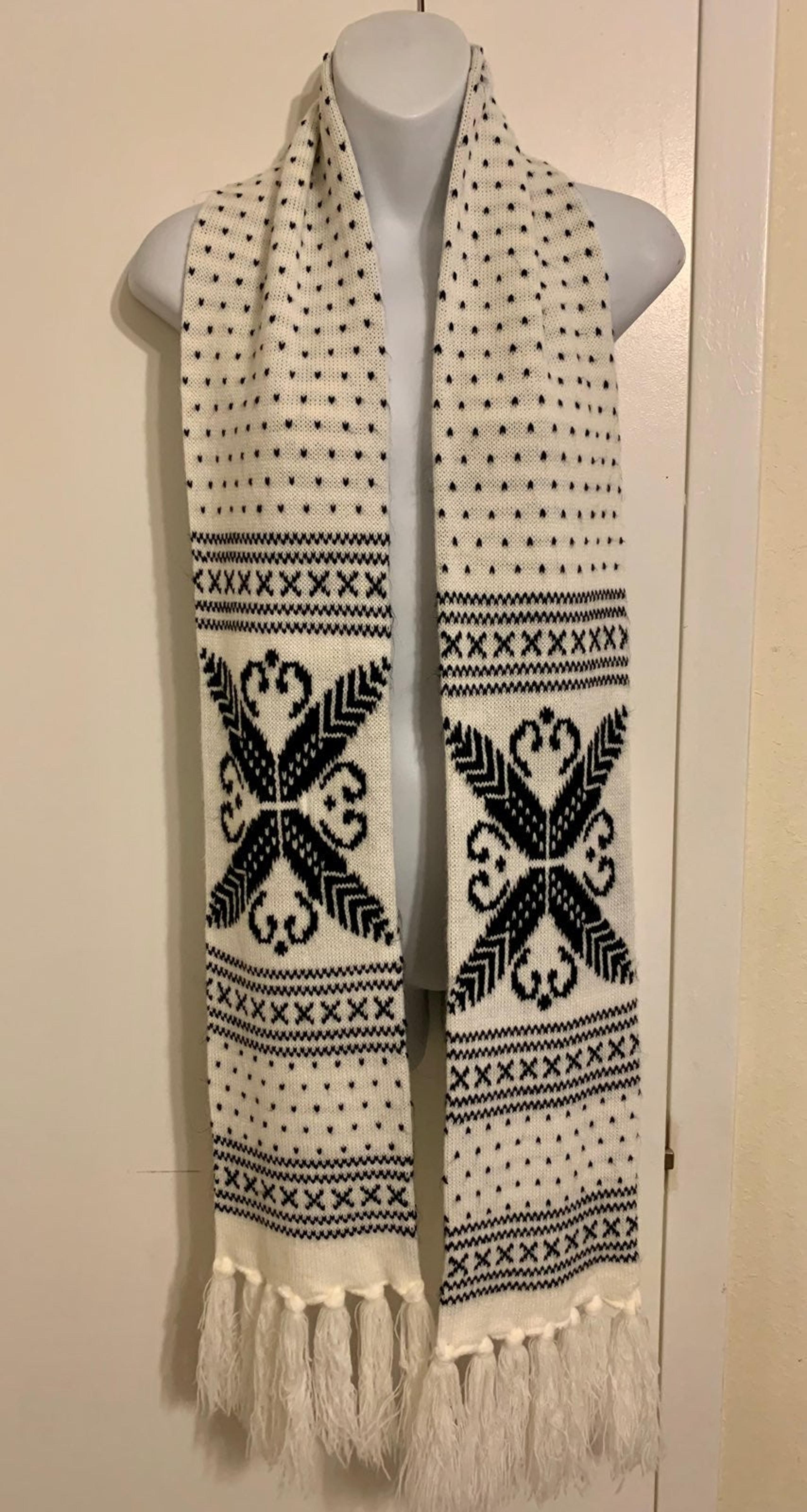 White House Black Market Scarf