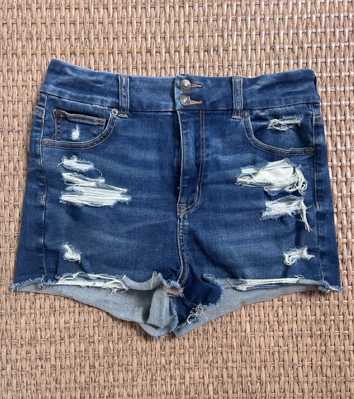 American Eagle NWOT Women’s Size 10 Curvy Hi-Rise Shortie