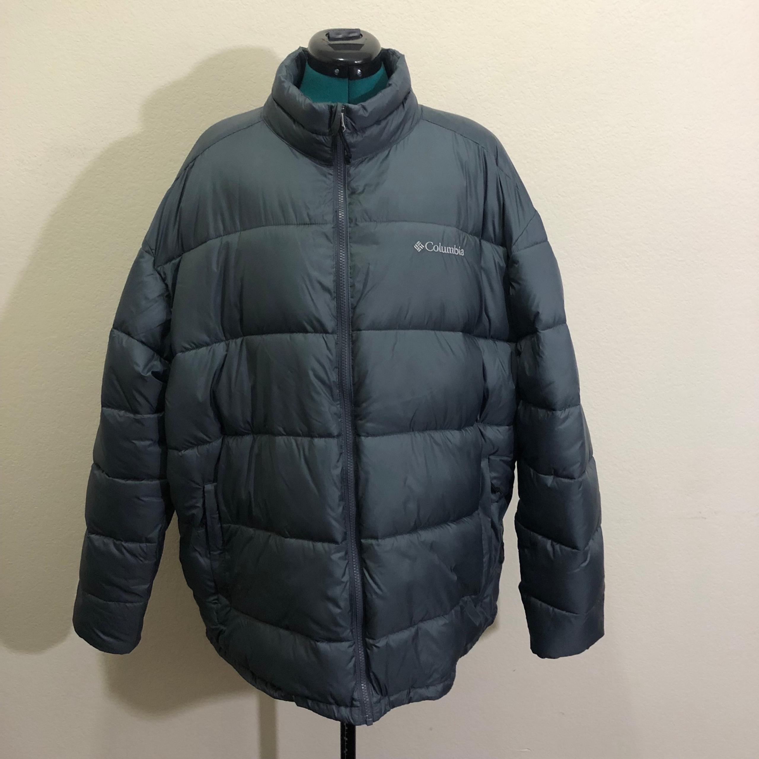 Columbia Quilted Puffer Jacket Men Size XXL Gray Full Zip Outdoors Front Pockets Columbia Quilted Puffer Jacket Men Size XXL Gray Full Zip Outdoors Front Pockets