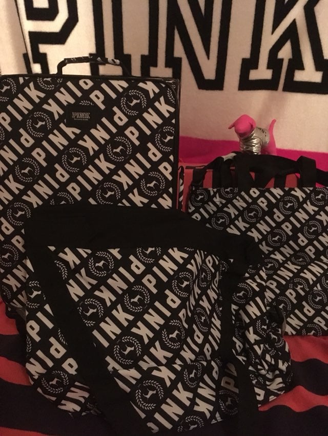 victoria secret pink large