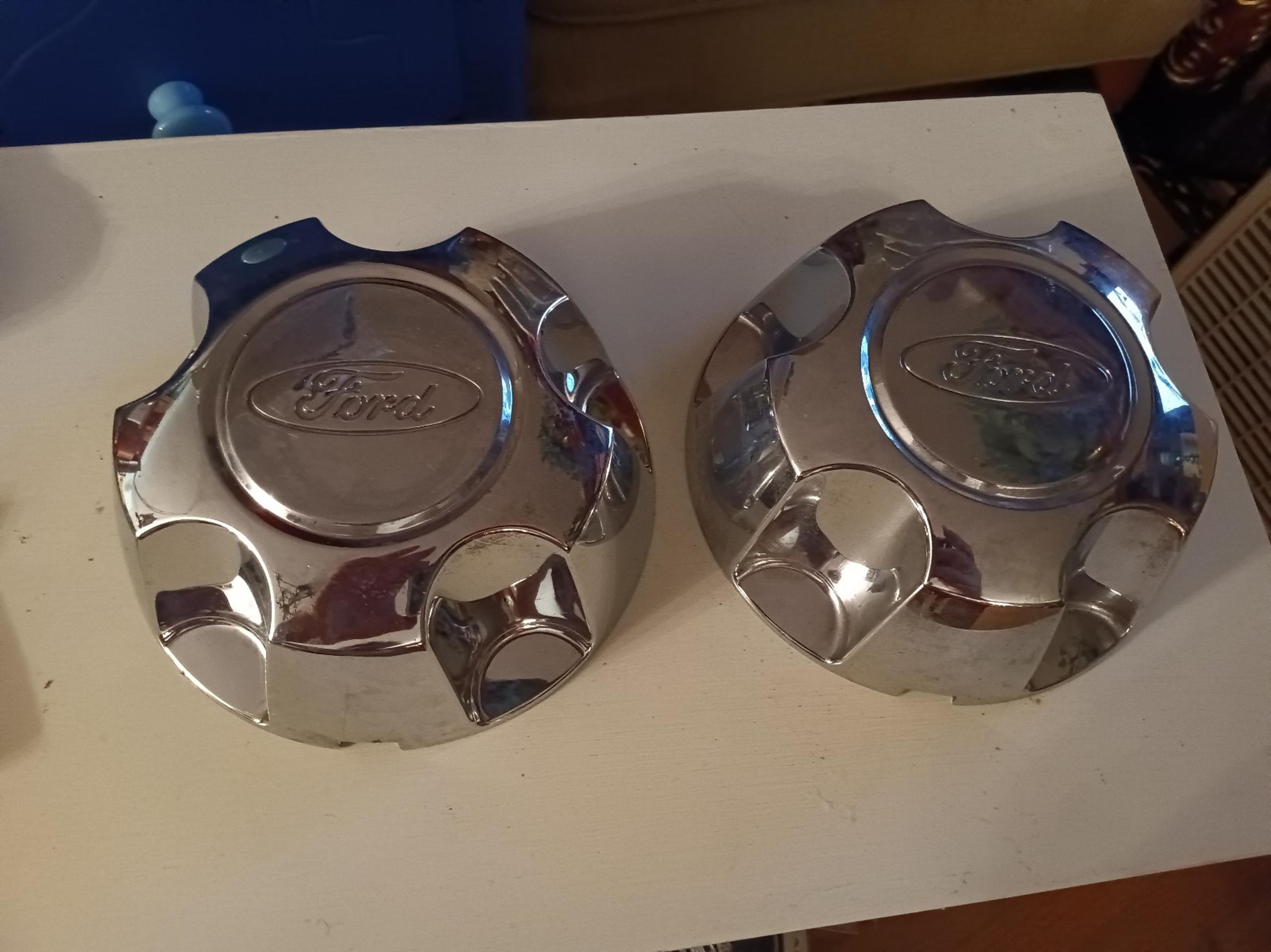 2 Ford truck center caps