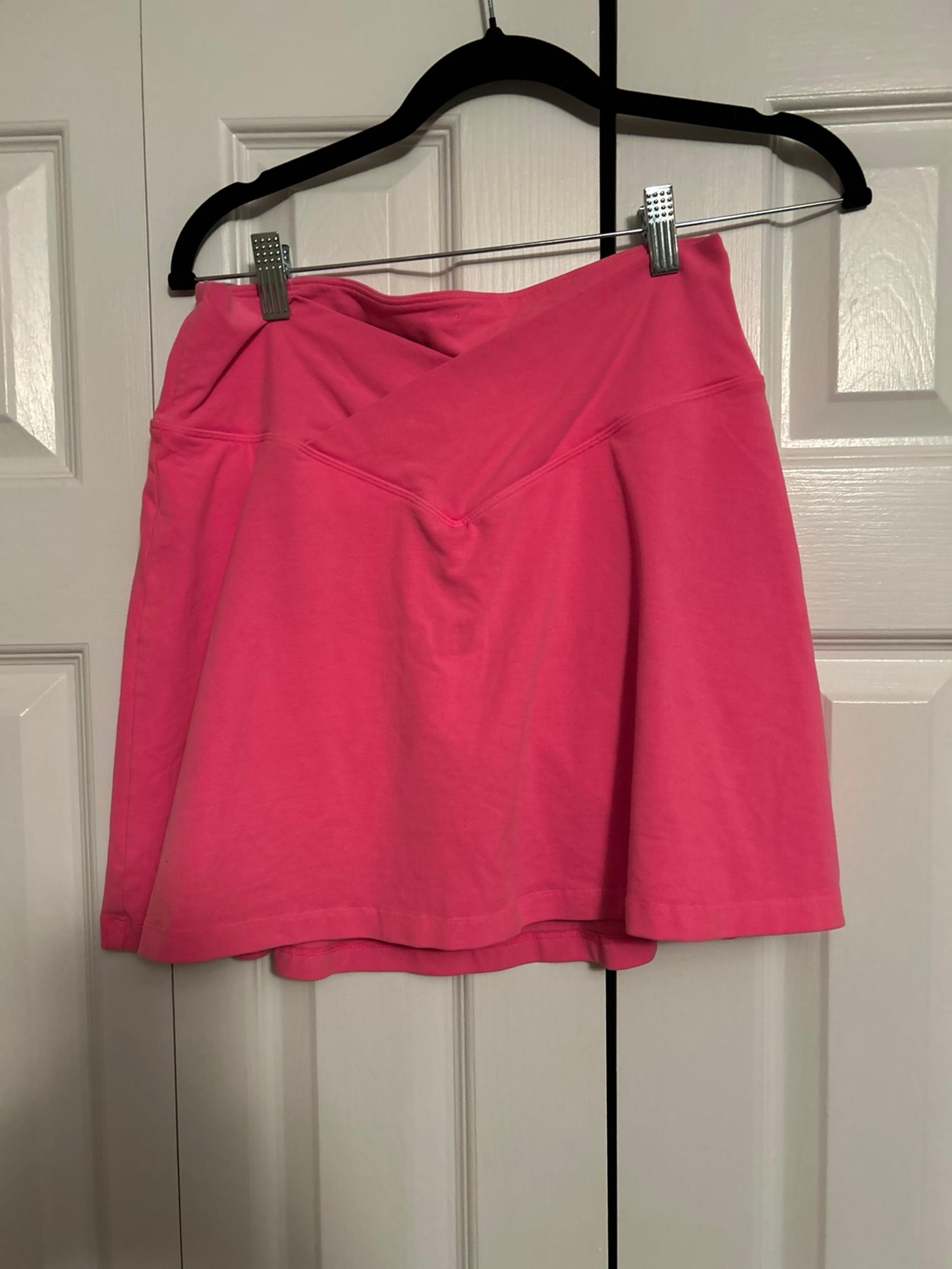VS pink Skort