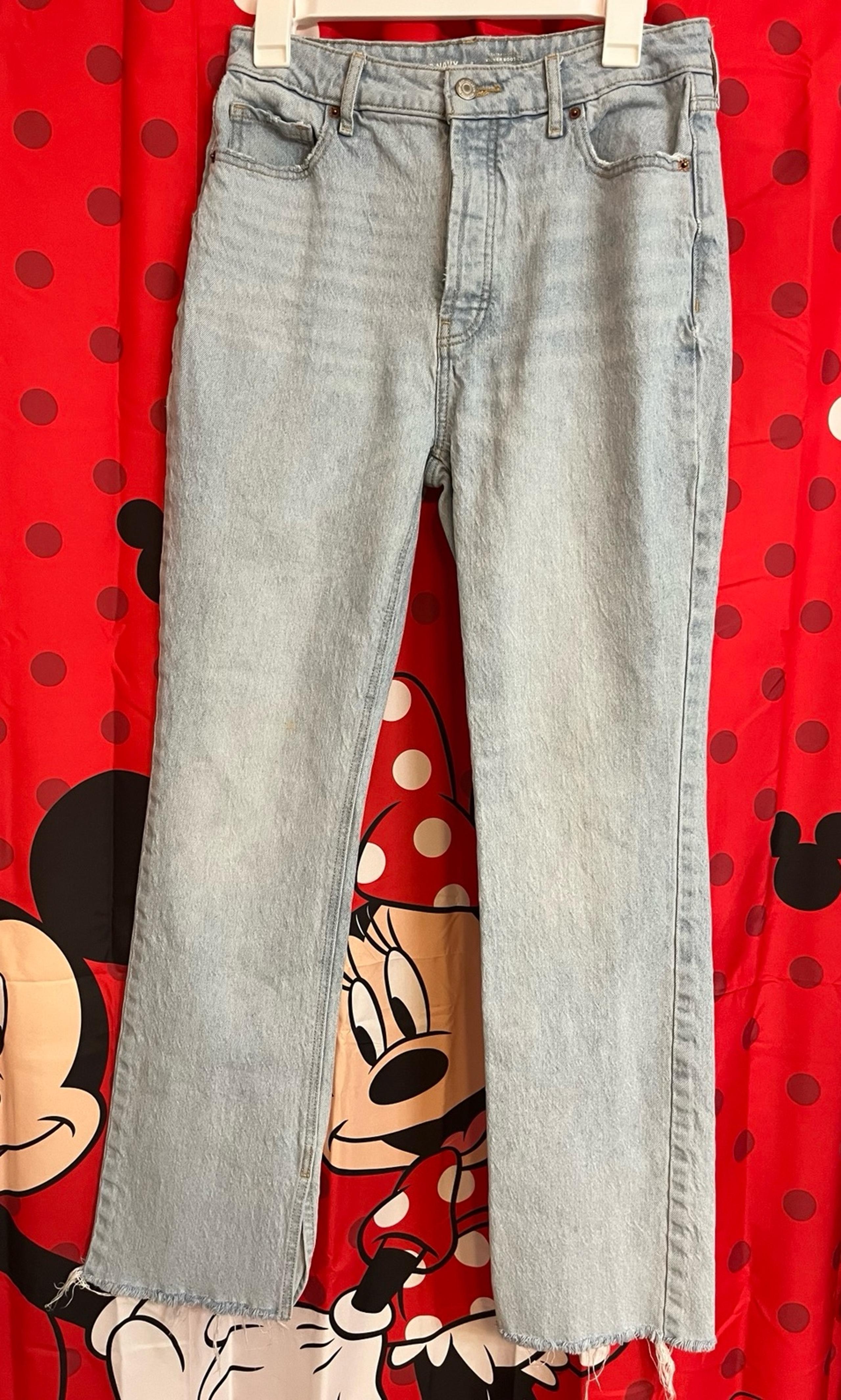 Old Navy size 8 kicker bootcut jeans