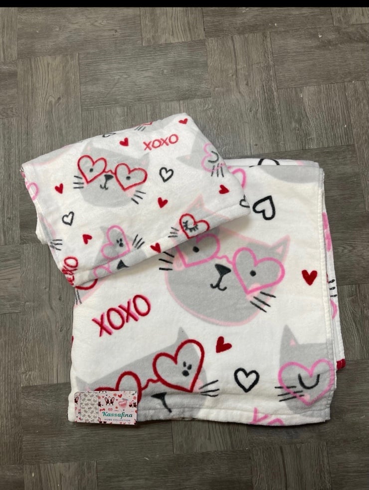 XOXO Cat Kitty Bath Towels