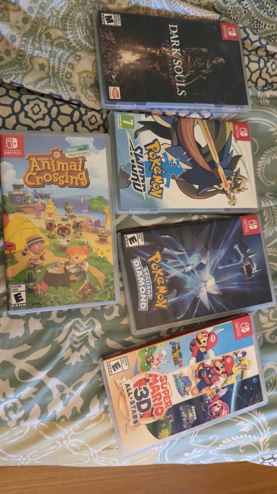 Lot of 5 Switch Games (Pokemon,Animal Crossing,etc)