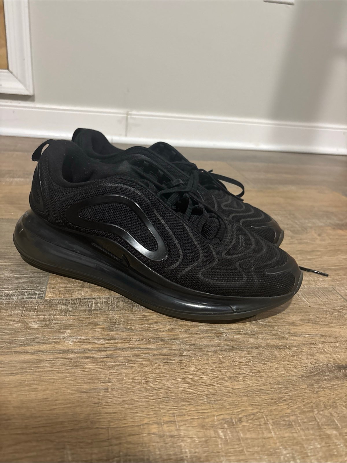 Nike Air Max 720 Triple Black Men’s Size 11