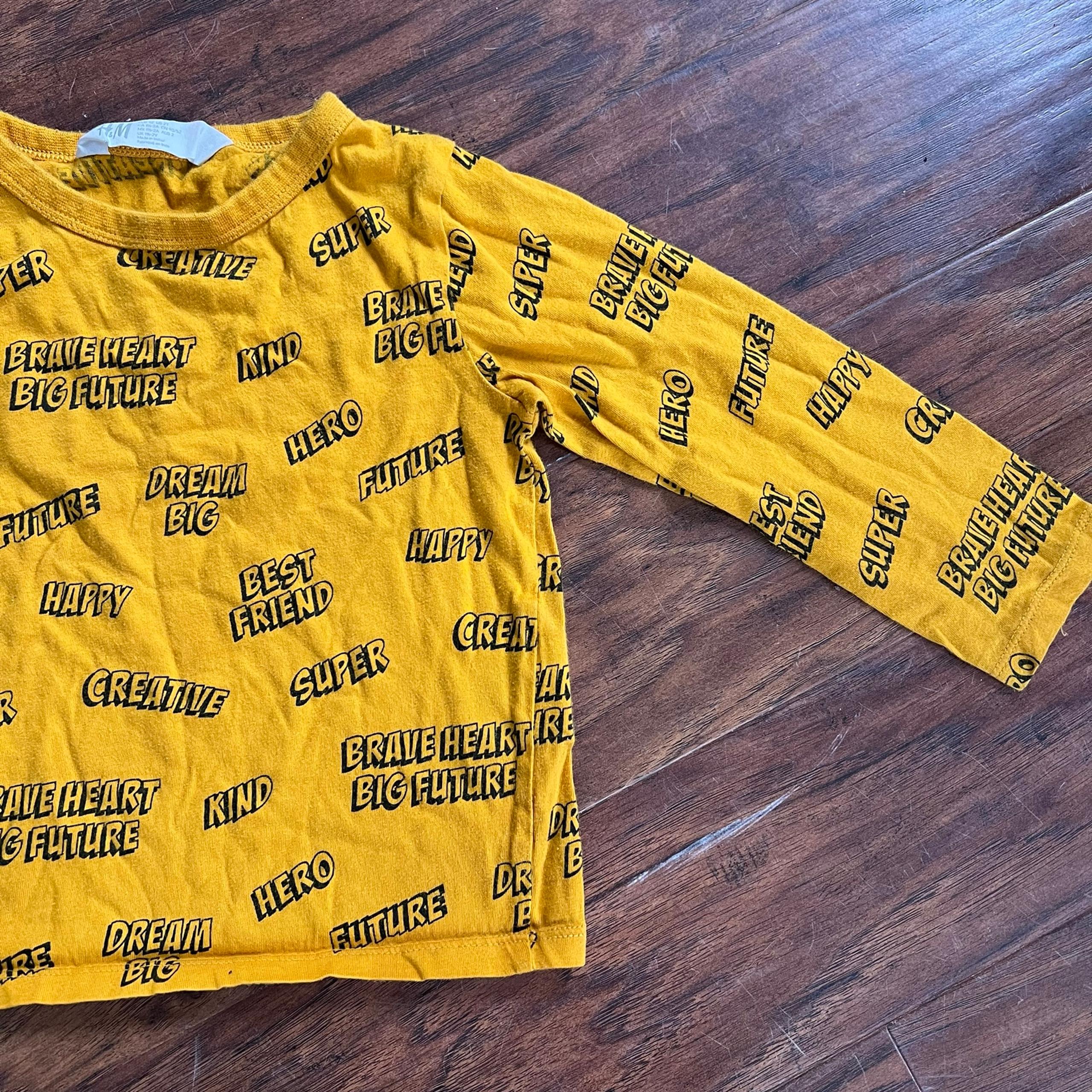 H&M yellow future hero printed jersey shirt size 2T