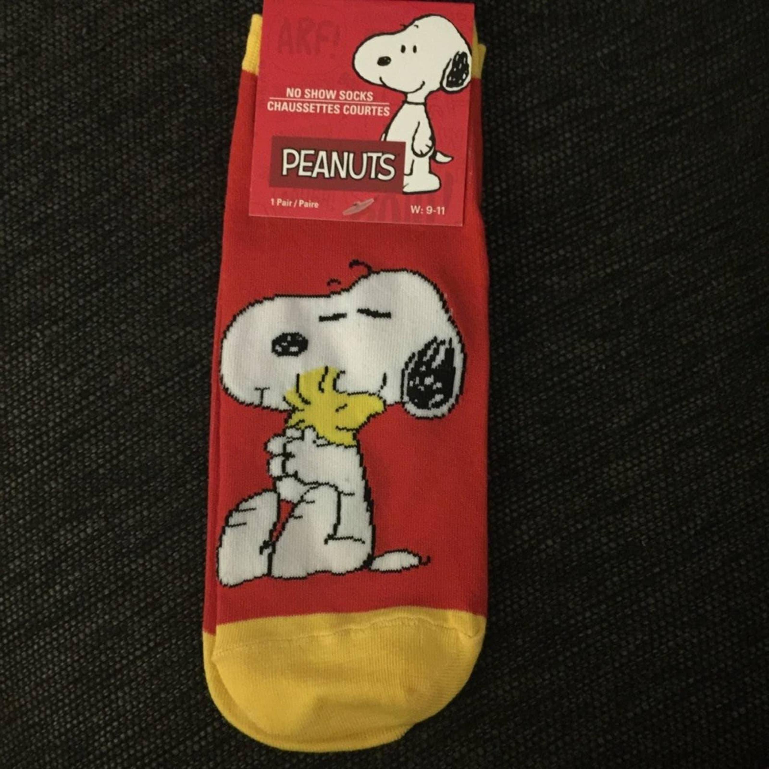 Peanuts Snoopy with Woodstock Socks. NWT