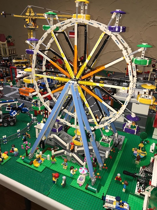 LEGO Creator Expert Ferris Wheel 10247 Construction Set