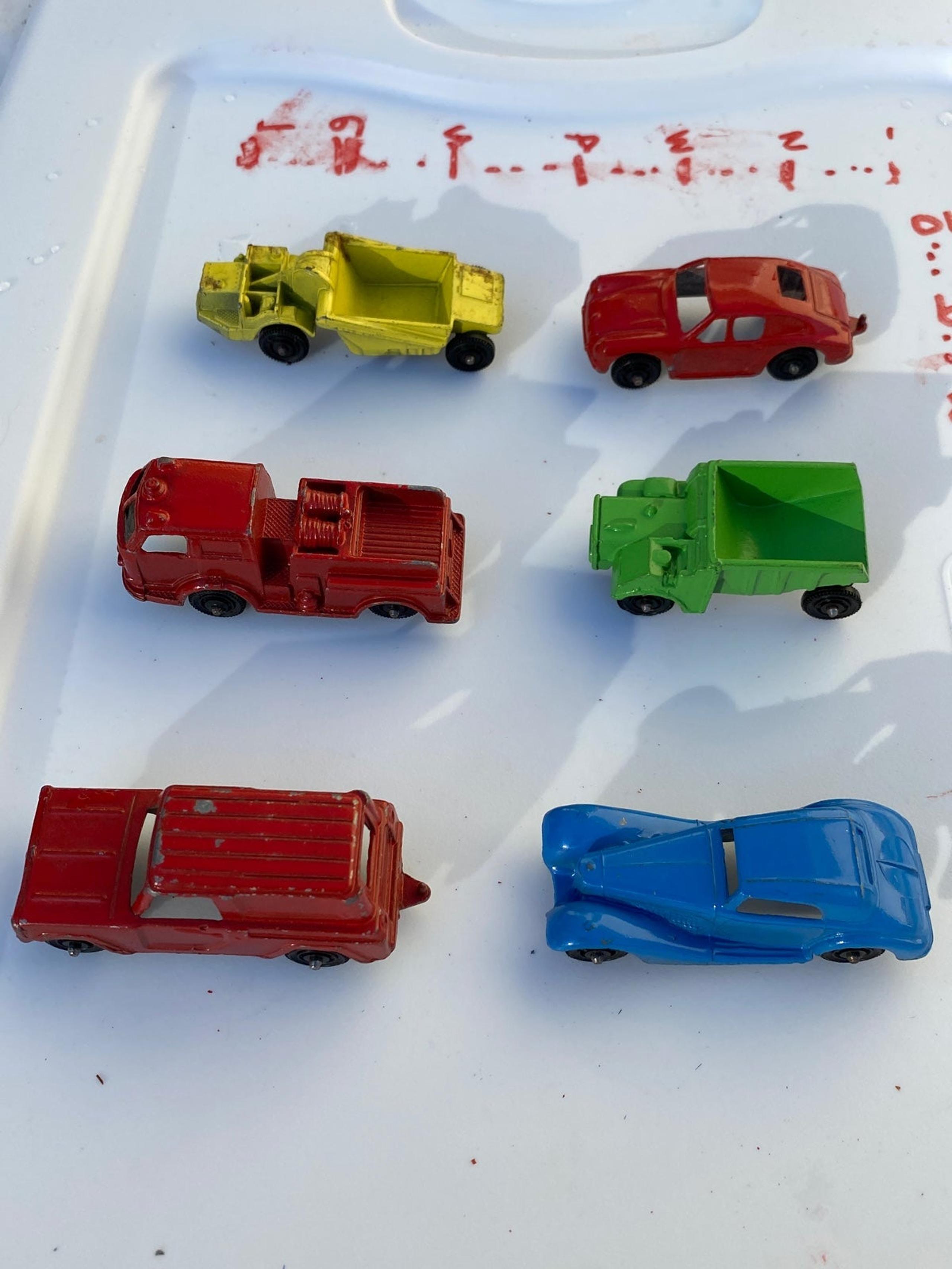 Lot of 6 Tootsietoy cars