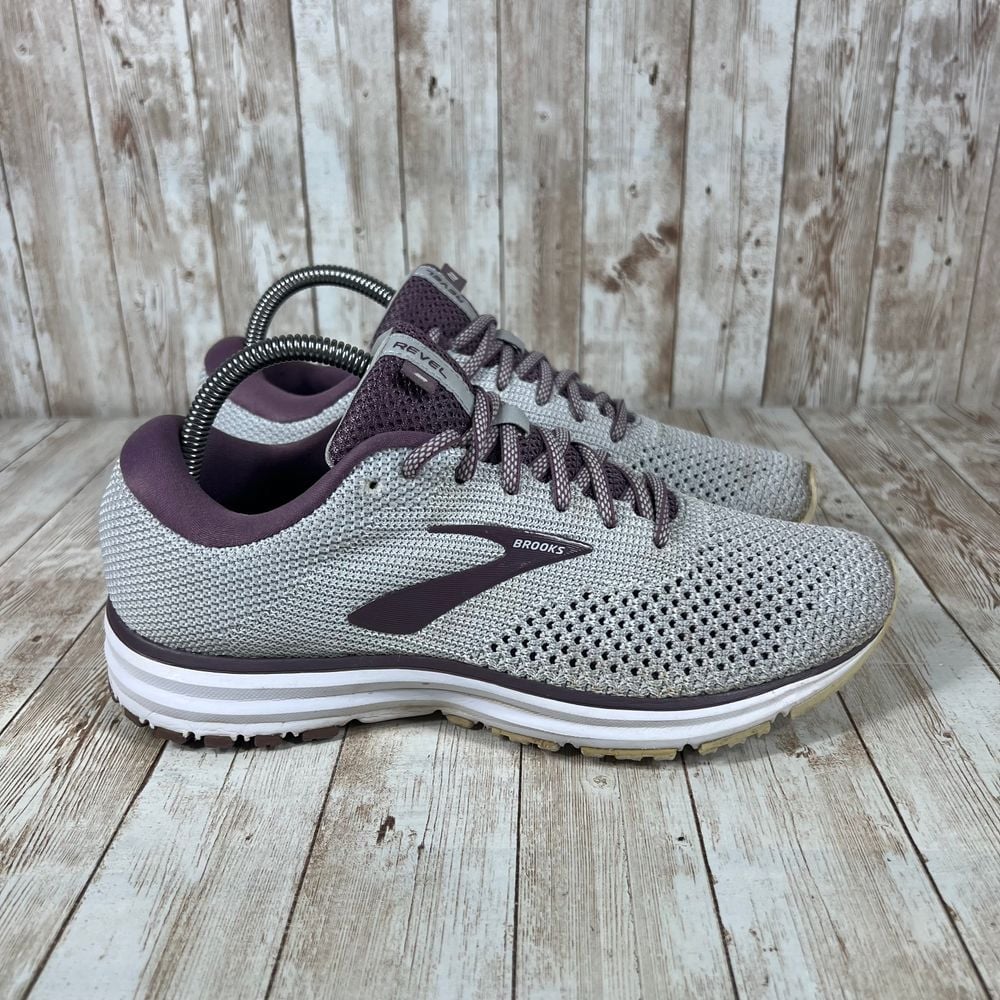 Brooks revel 2 Shoes Breathable Mesh Athletic Sneakers Gray Purple Size 9