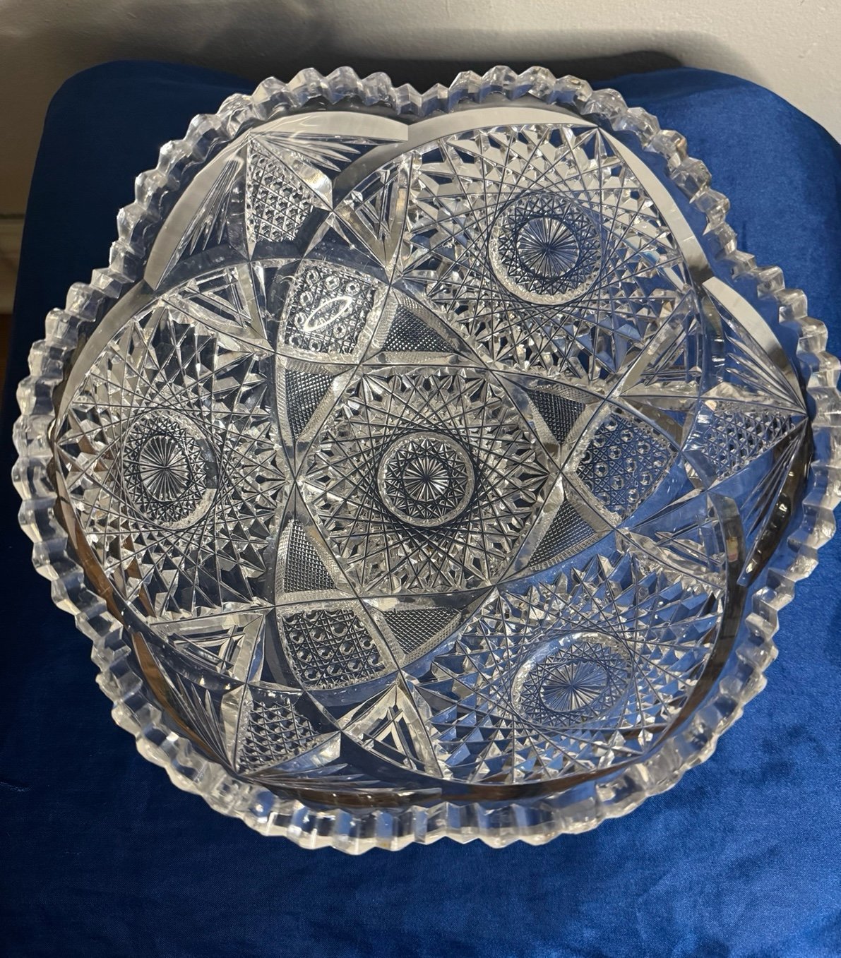 AMERICAN BRILLIANT Antique glass bowl
