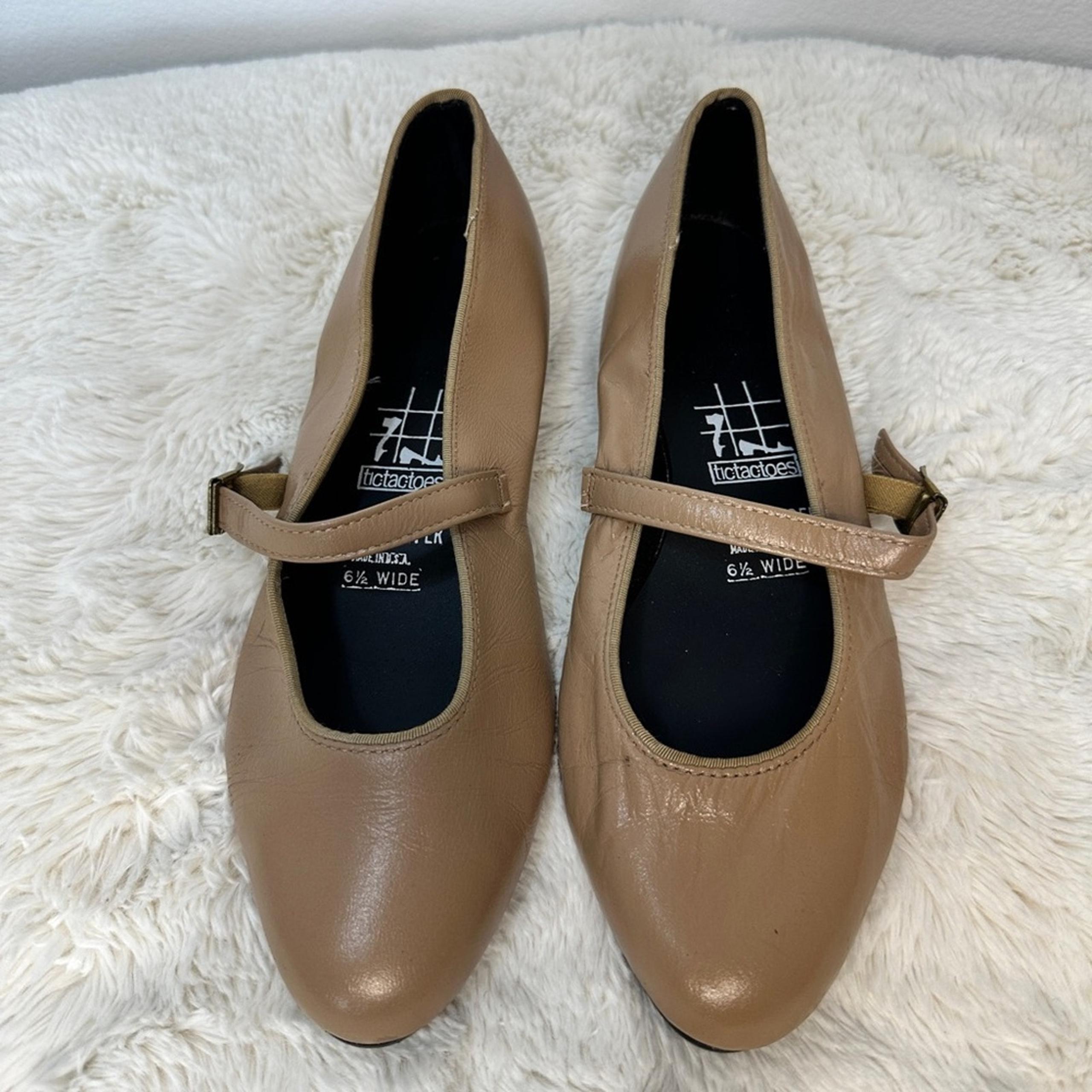 TICTACTOES Women’s Sz 6.5 Wide Mary Jane Shag Dance Shoes Tan Khaki Street Flats