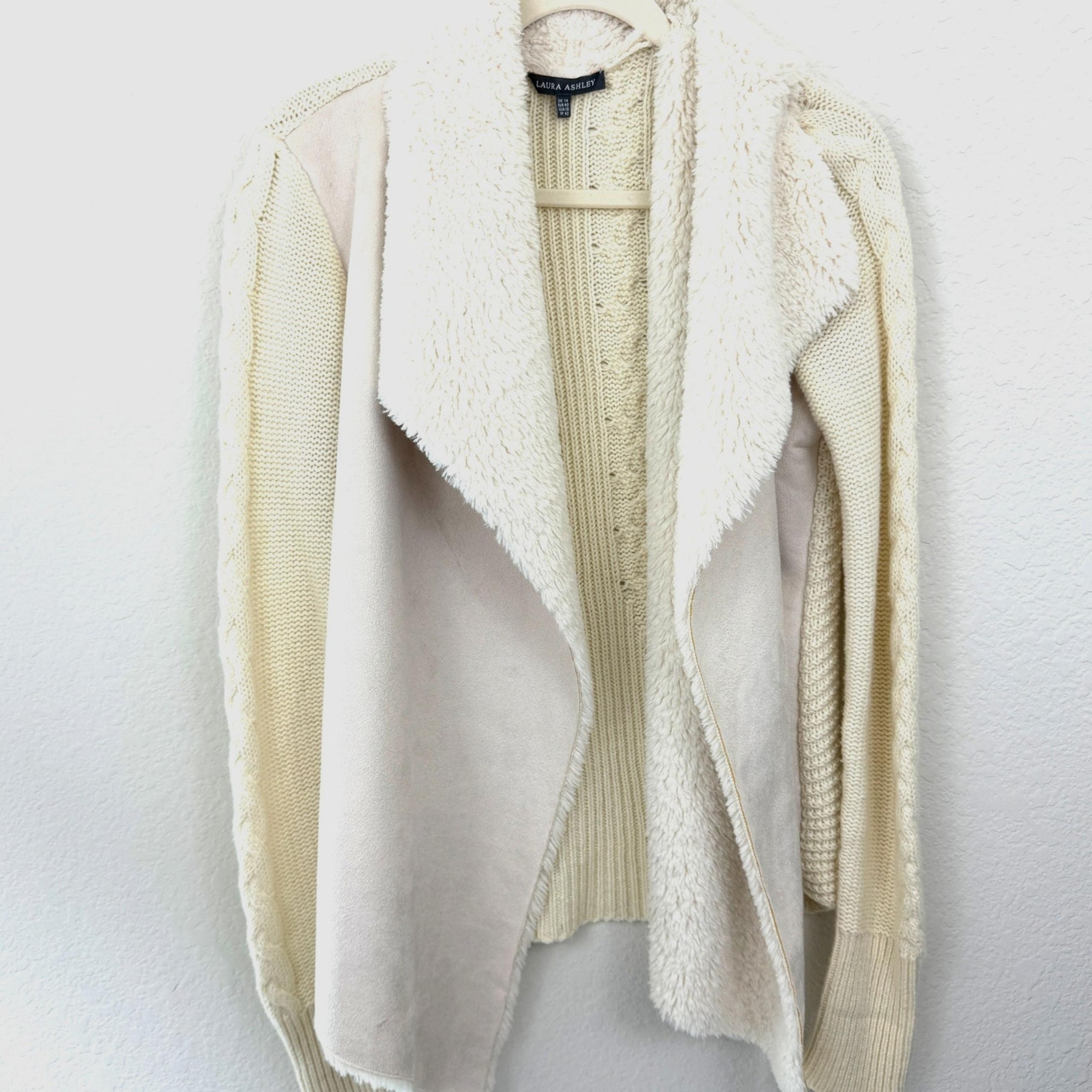 Laura Ashley Women's Knit Sherpa Cardigan Sweater Size 10 Wool Blend Cream