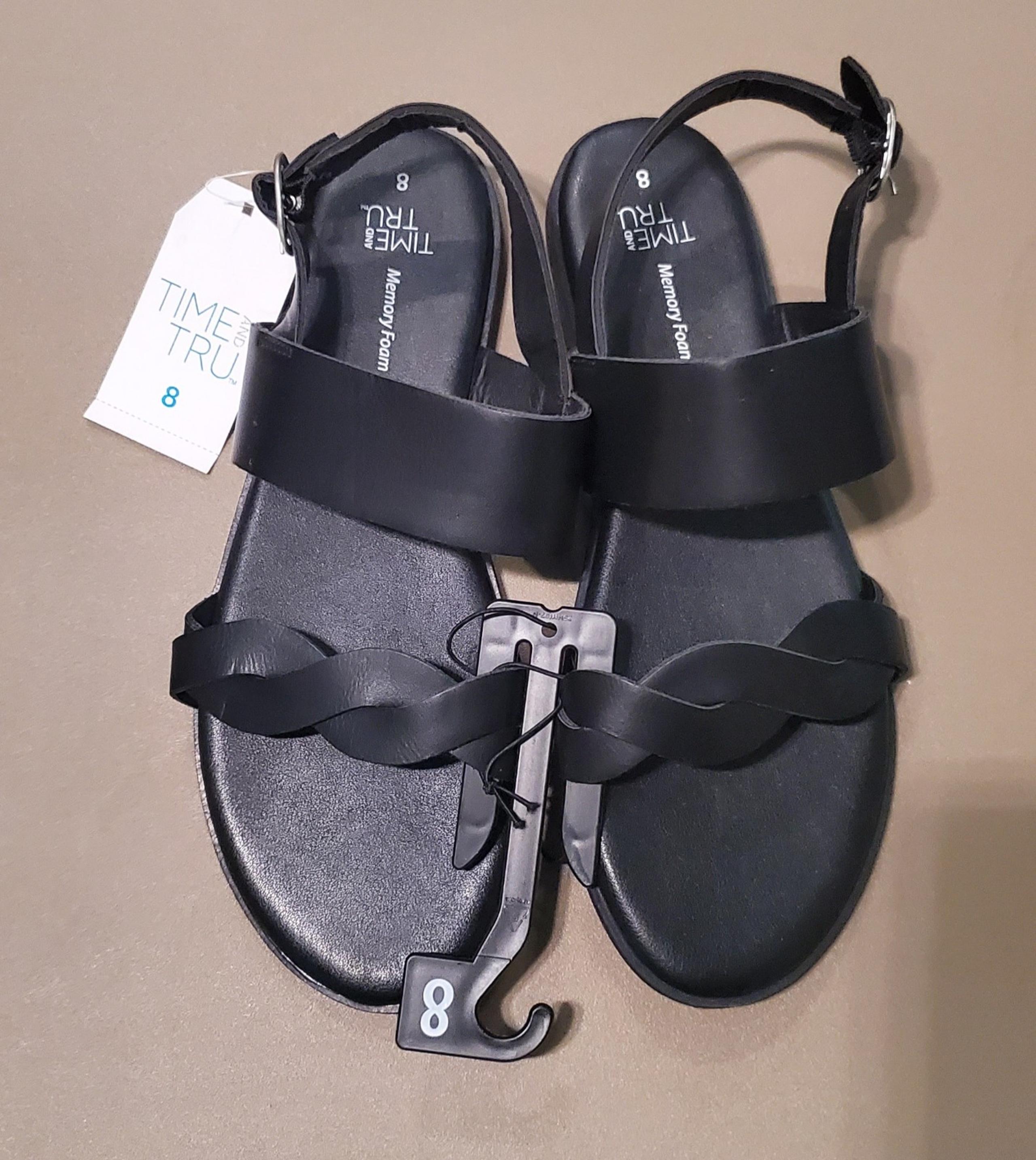 Time and Tru Sandals Size 8 NWT