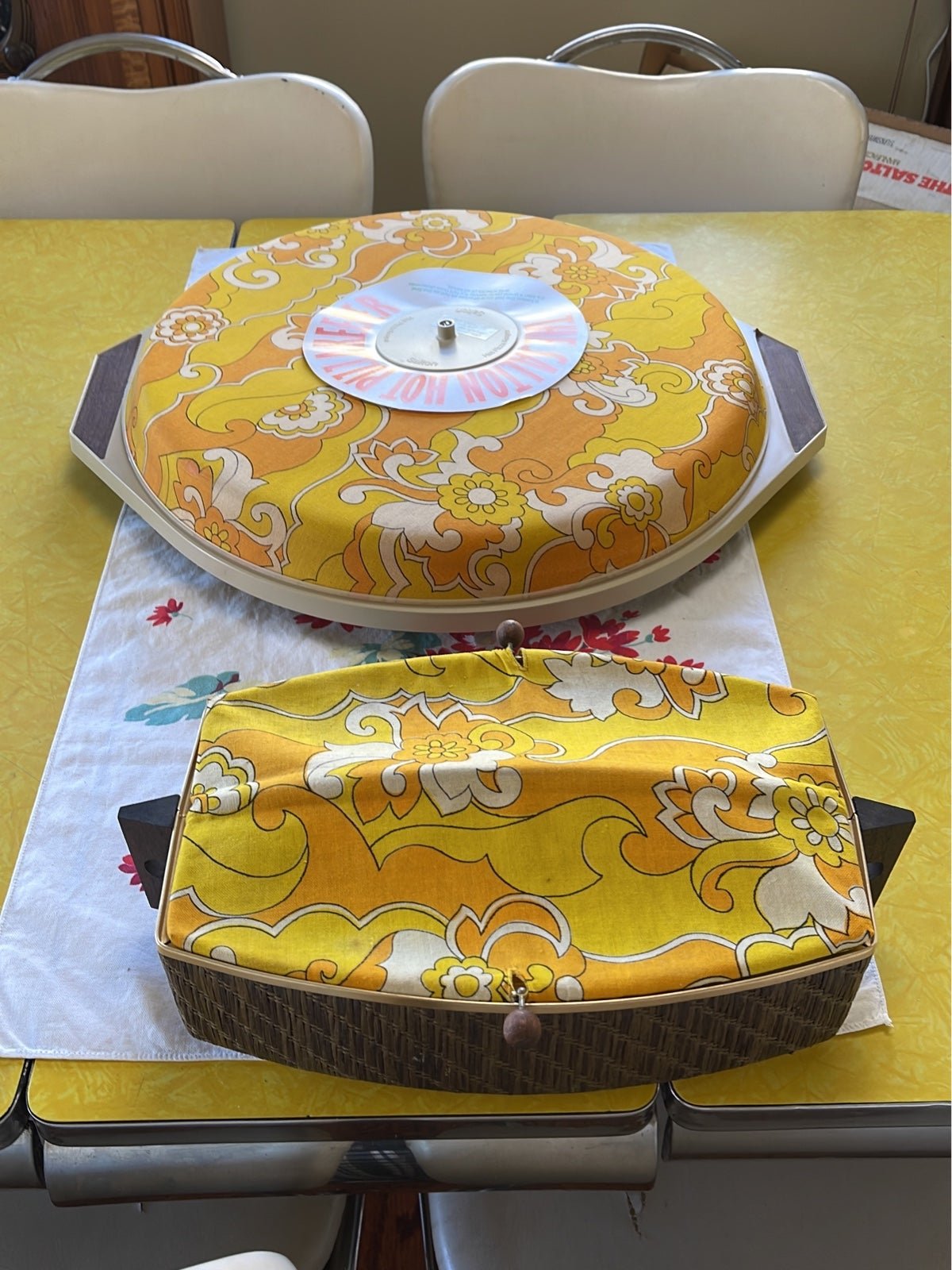 Saltons hot pizza warmer NOS
