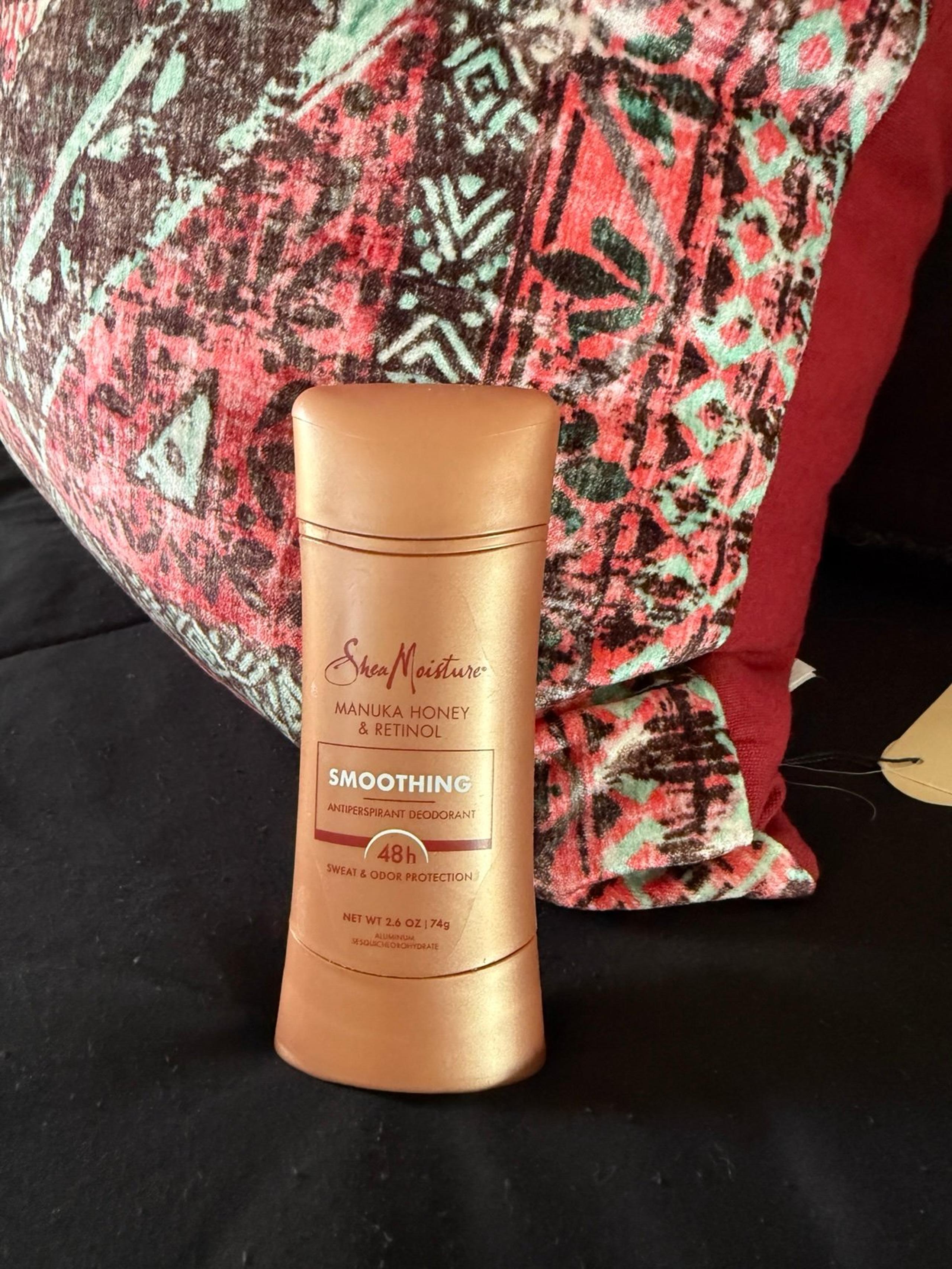 SheaMoisture Deodorant Stick Smoothing Manuka Honey & Retinol + Gift