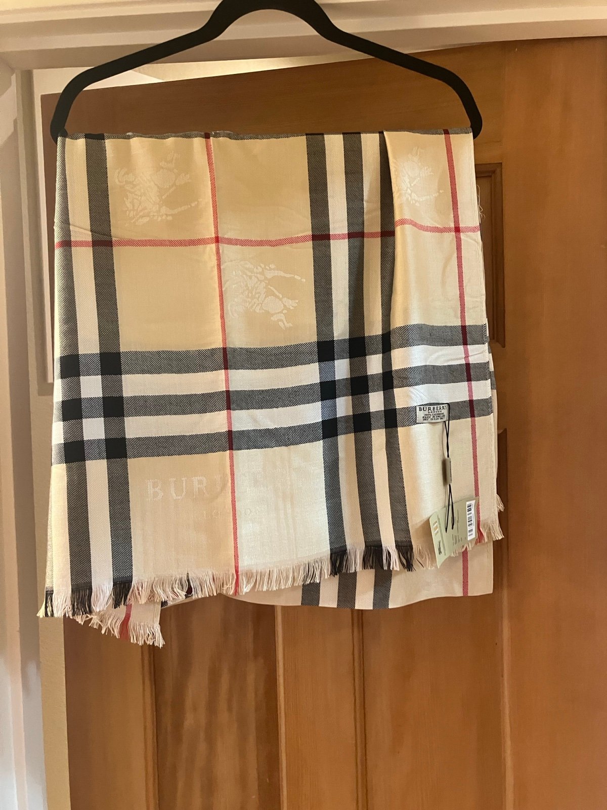 NWT Burberry Cashmere Scarf