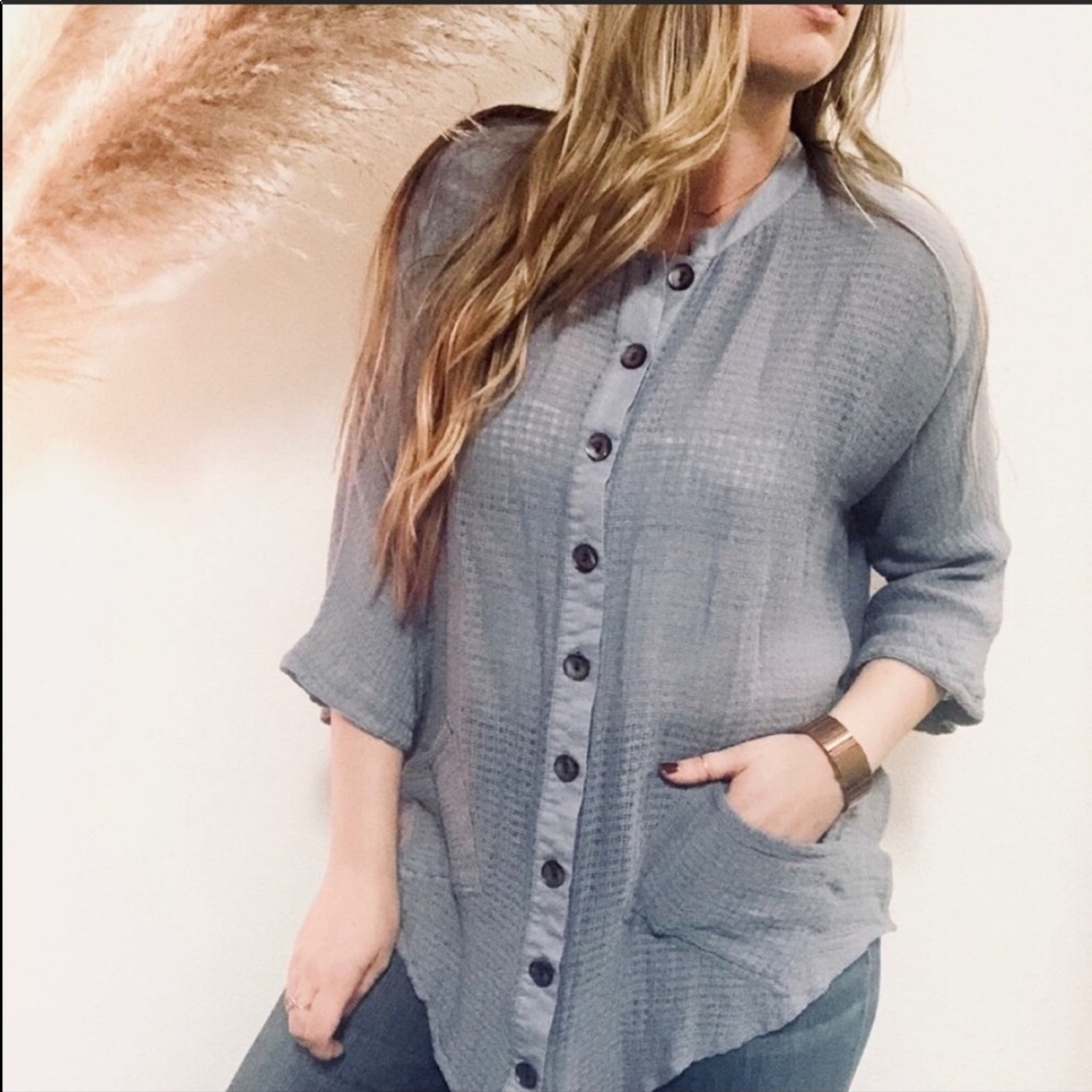 SOFT SURROUNDINGS Blue Waffle Textured Wood Button Down Front Blouse Shirt Top