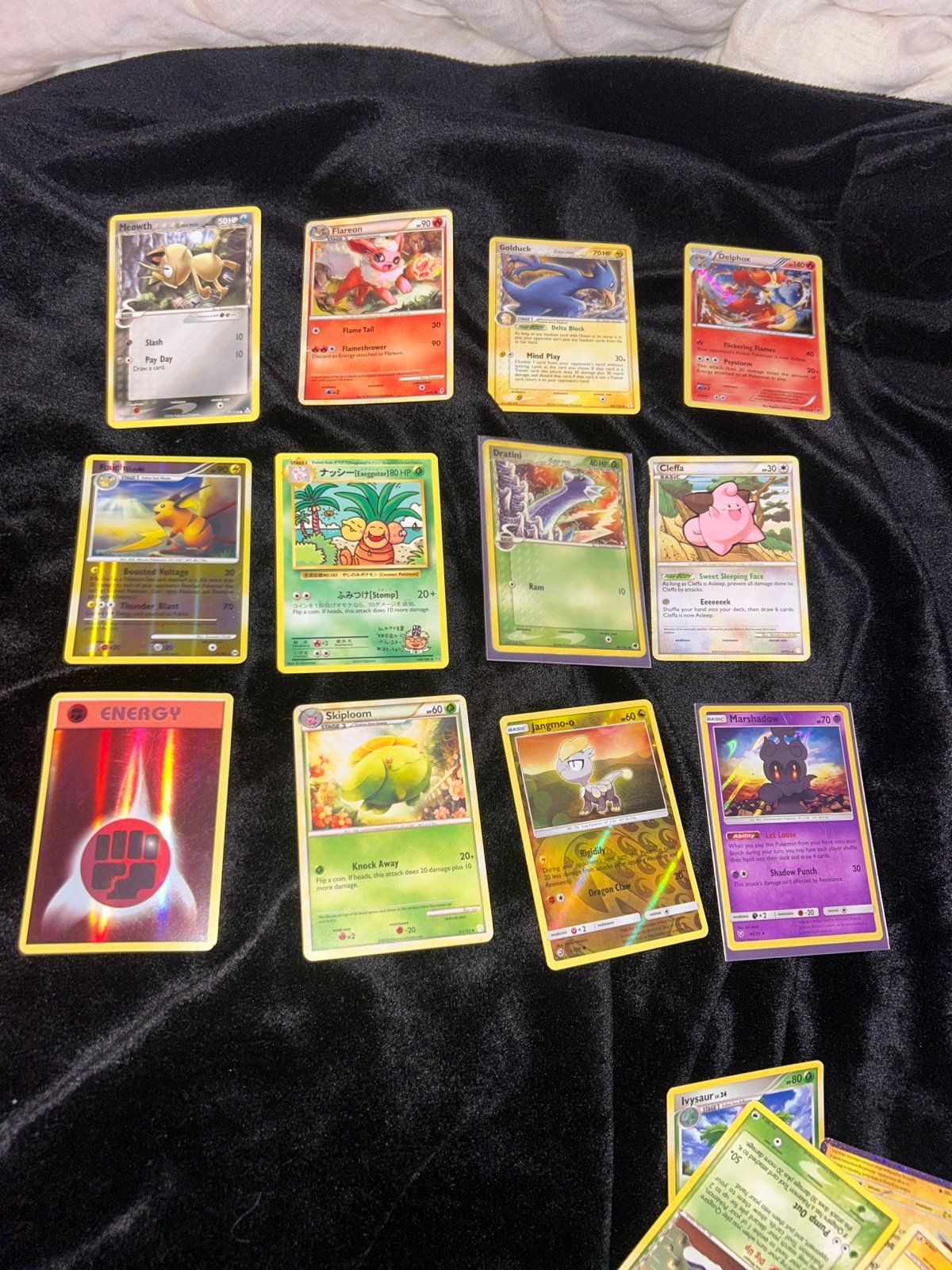 Selling hundreds of Pokemon cards I have rares too