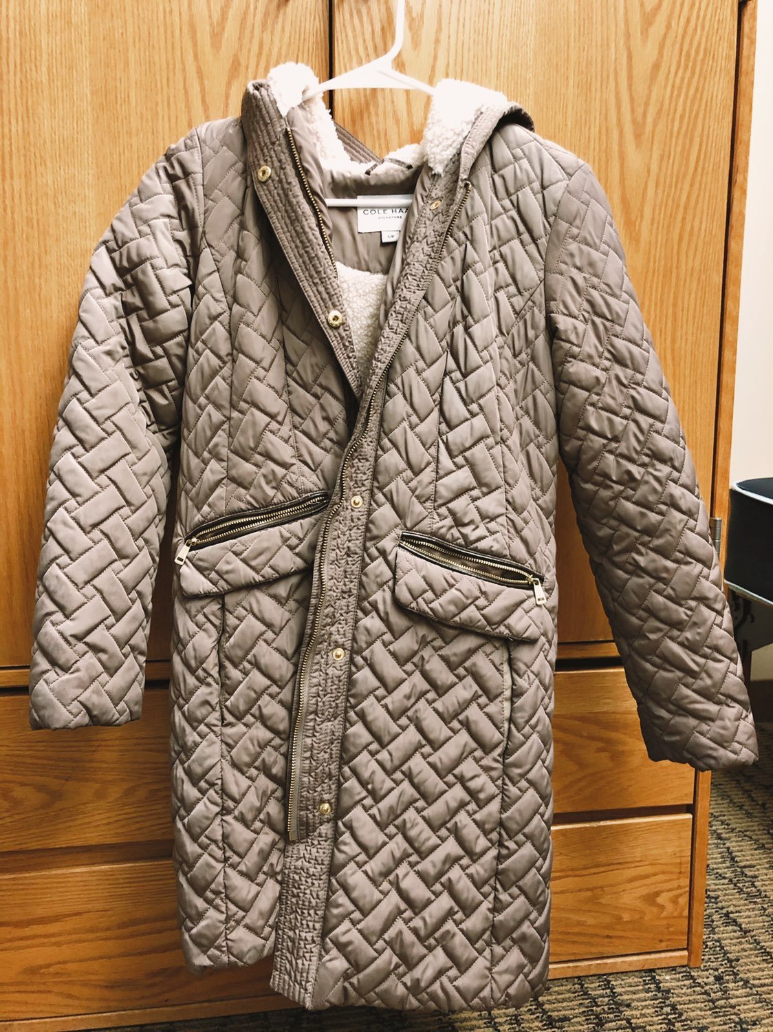 Signature Quilted Down jacket with hood