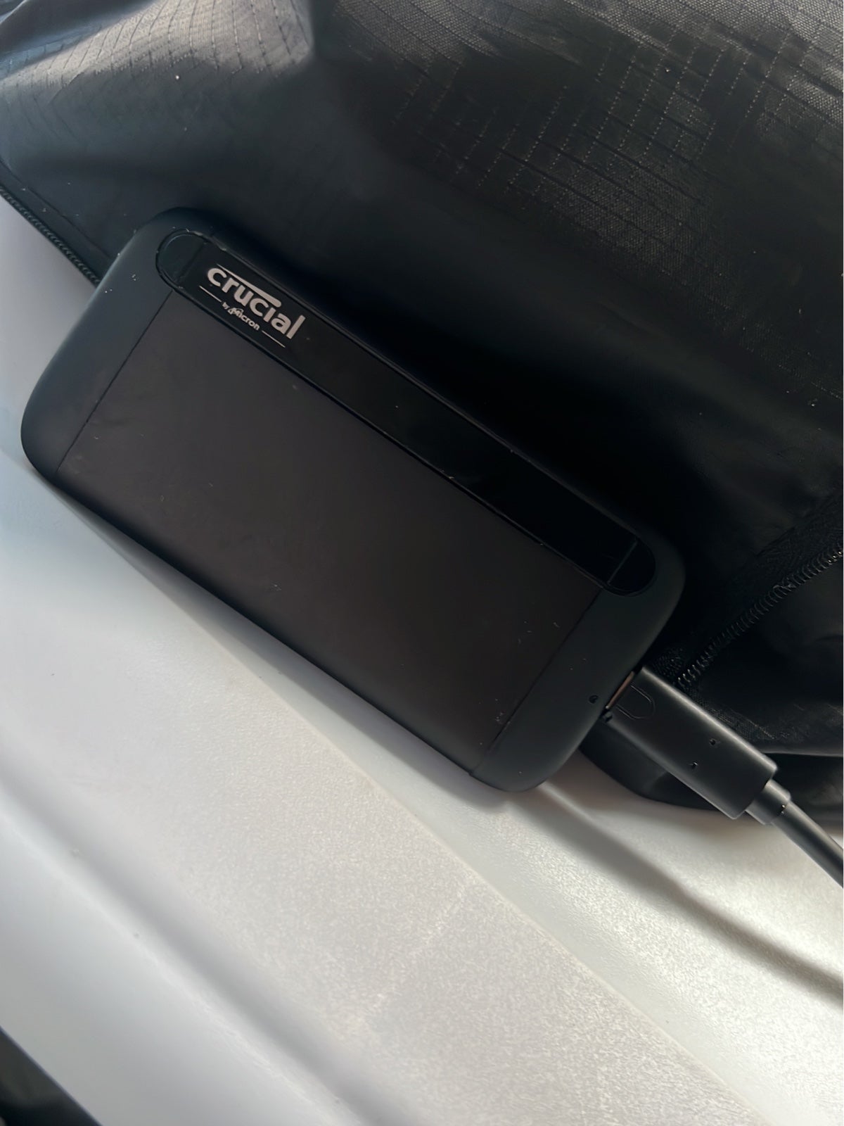 Crucial xd 1tb portable ssd