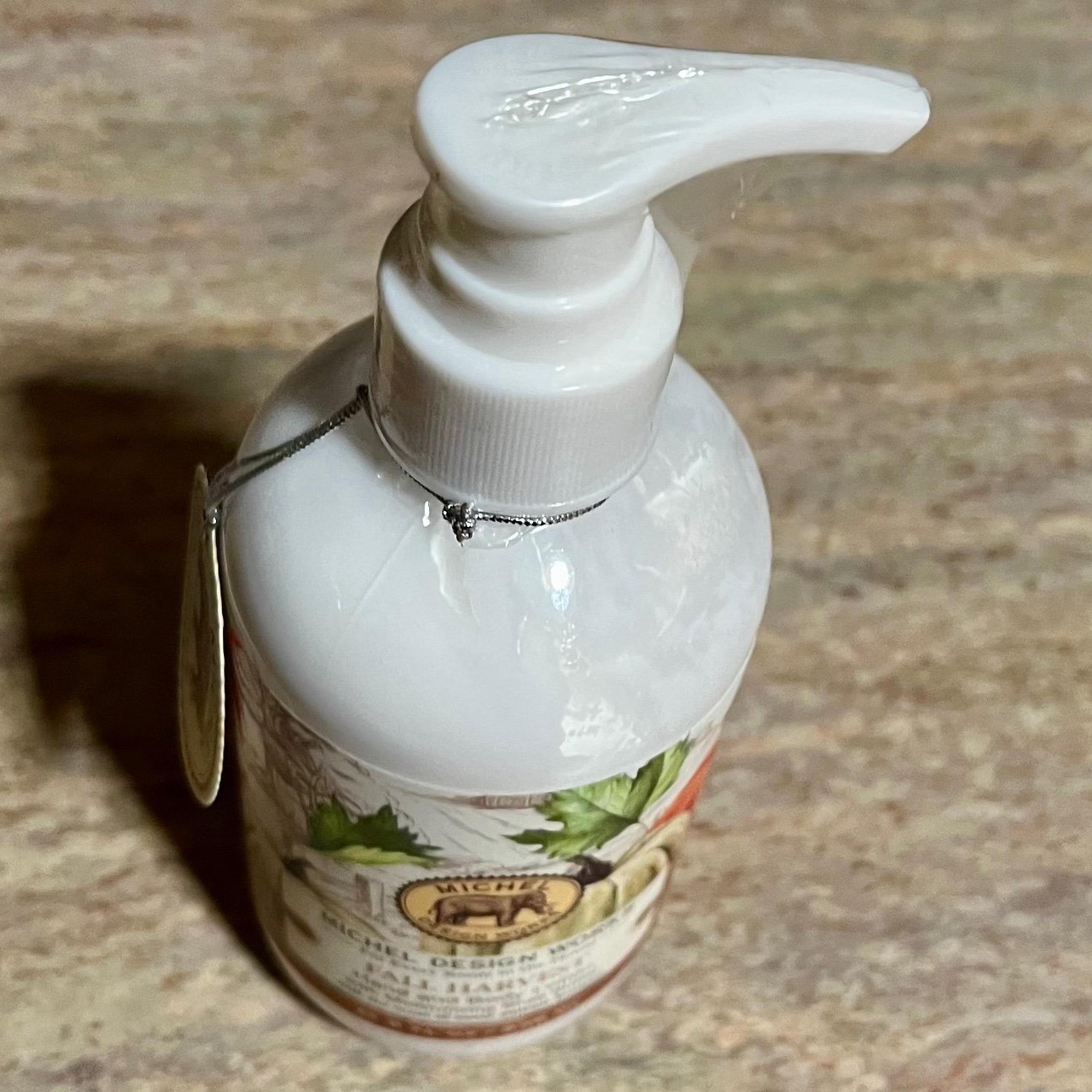 New Michel Design Works Fall Harvest hand and body lotion