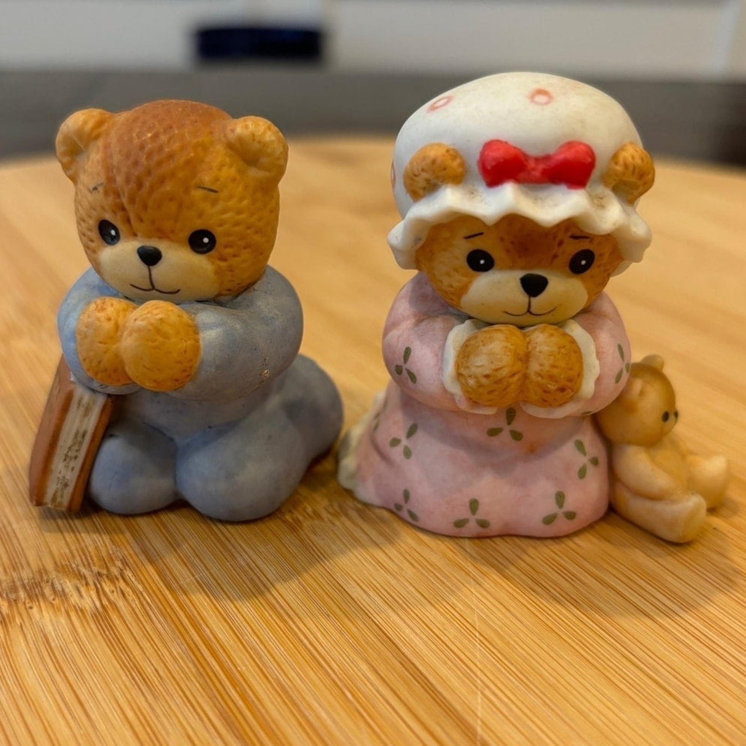 Vintage Lucy Rigg Enesco Praying Boy & Girl Bears 1985