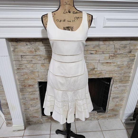 AKRIS Punto scoop neck Sleeveless fit n flare cream skater dress size 6