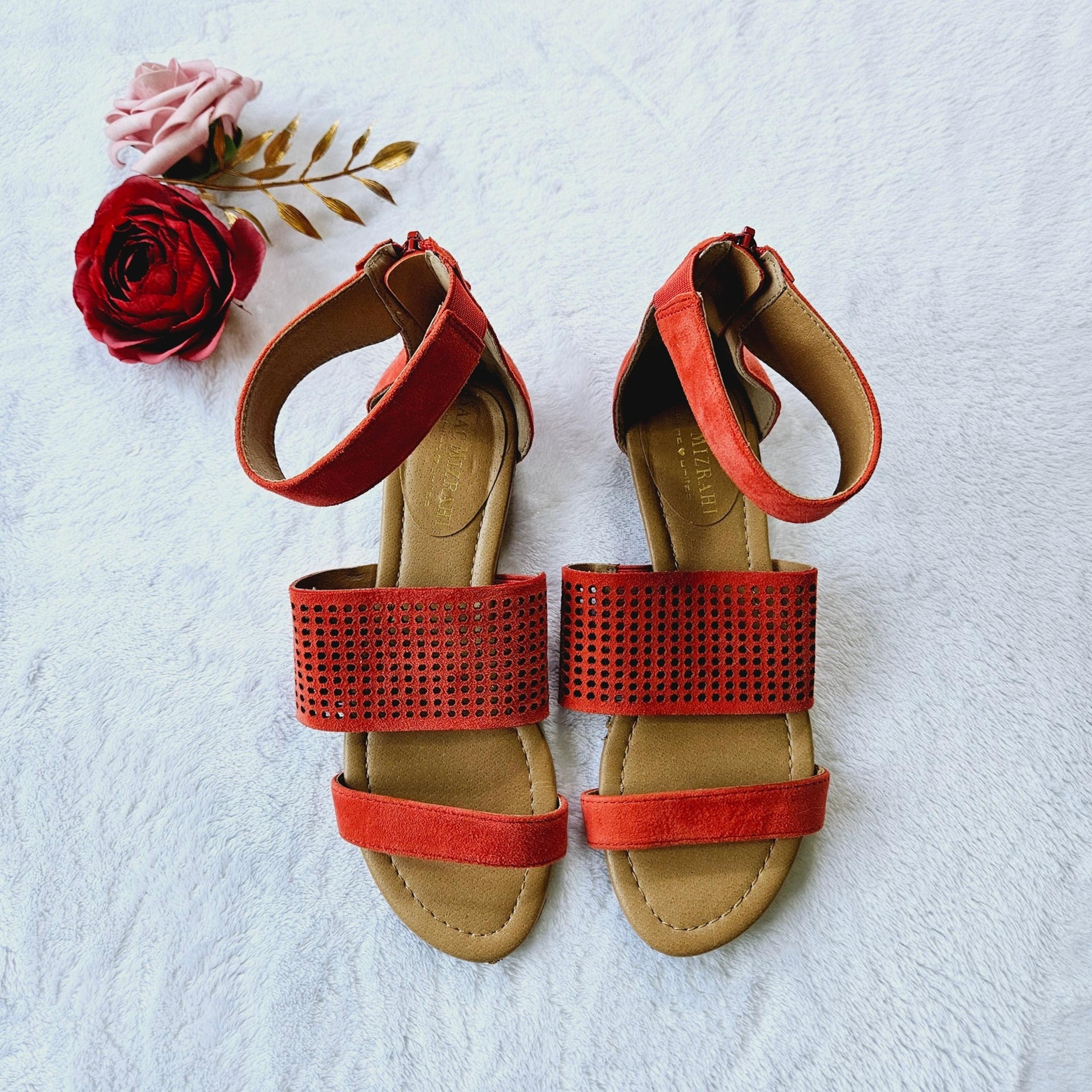 Isaac Mizrahi Highline United Dance Coral Ankle Strap Sandal Suede Leather 6.5M