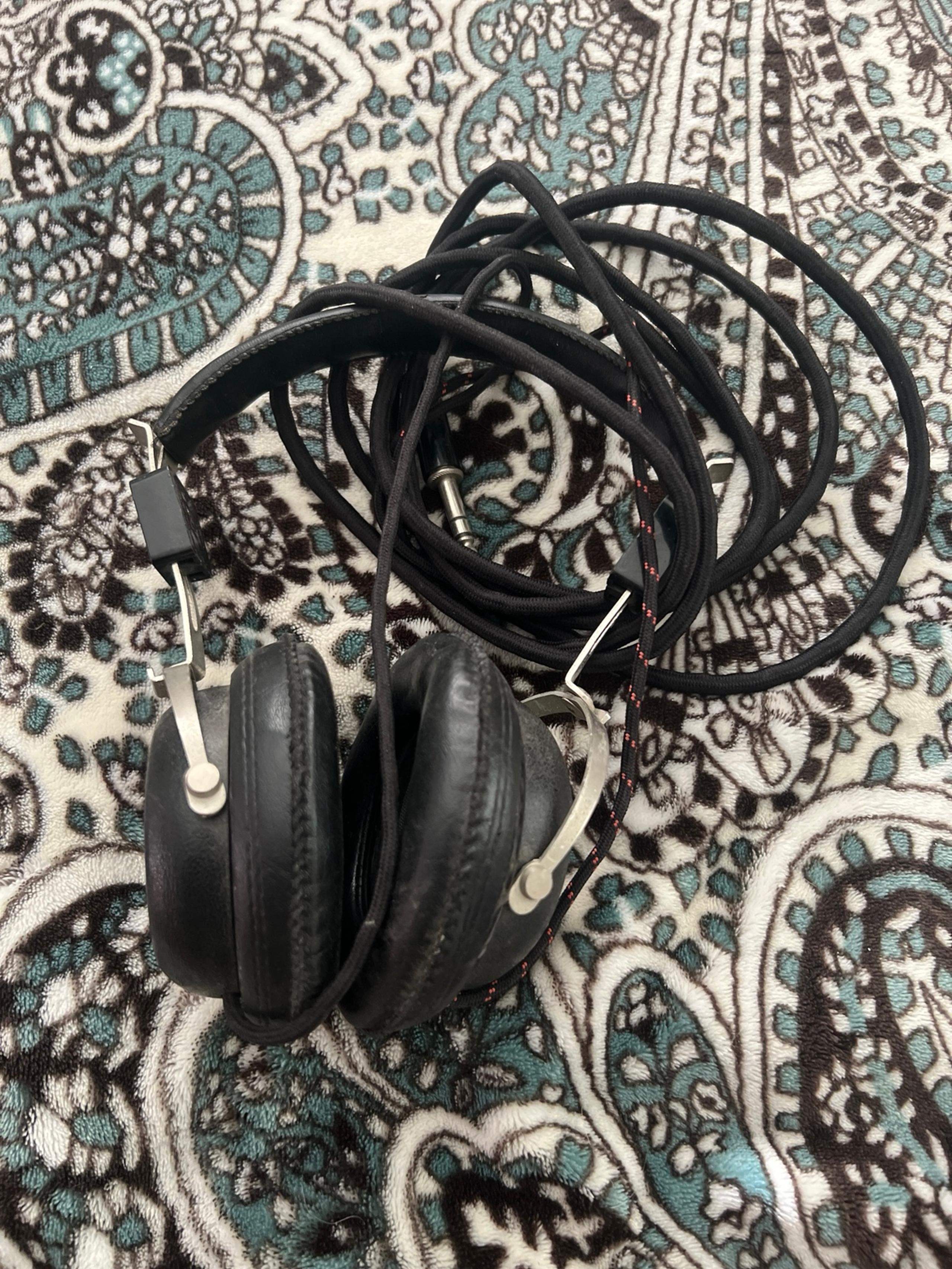 Vintage set of Nakamichi headphones untested