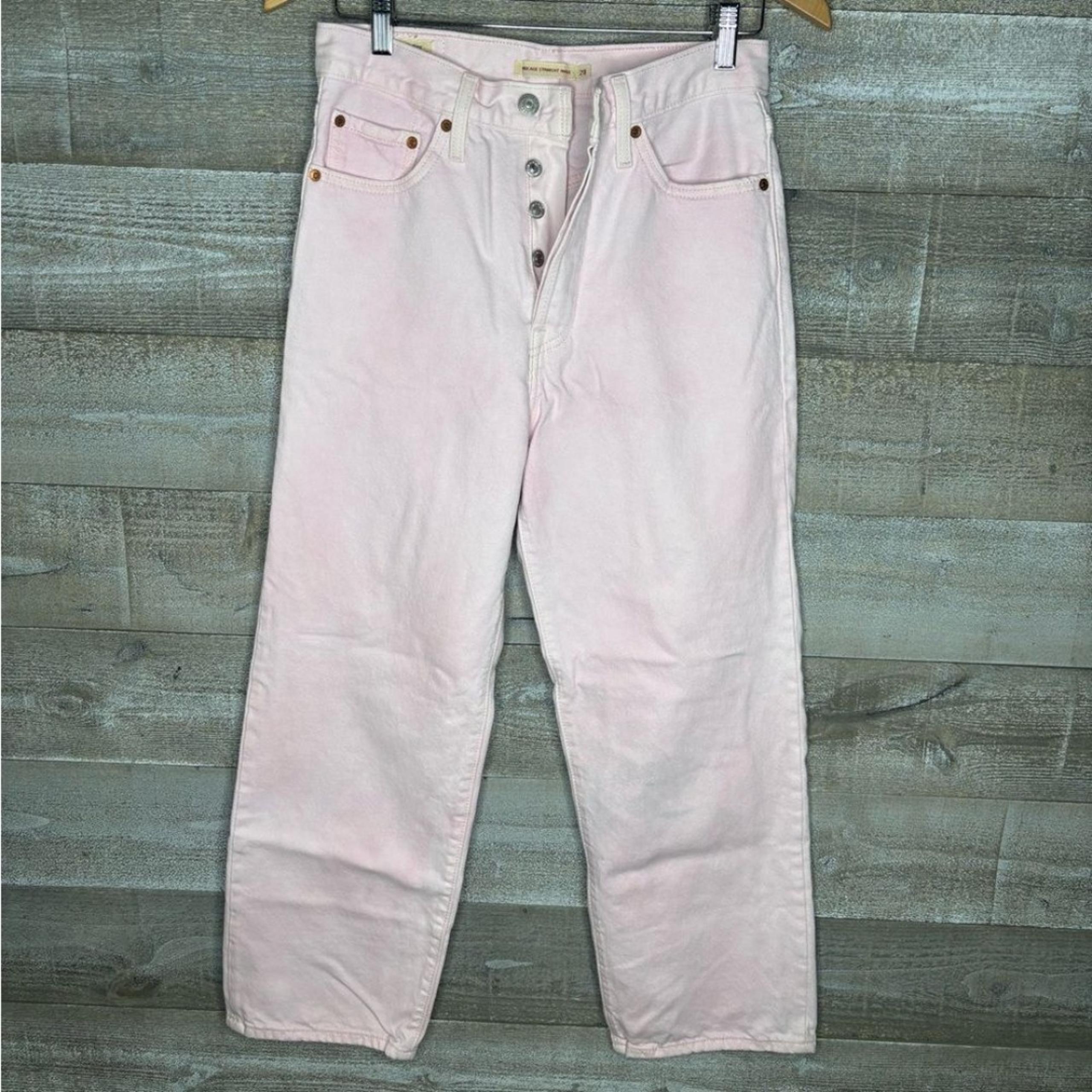 Levi’s size 28 Ribcage straight ankle Pink cropped Women's Jeans Levi’s size 28 Ribcage straight ankle Pink cropped Women's Jeans