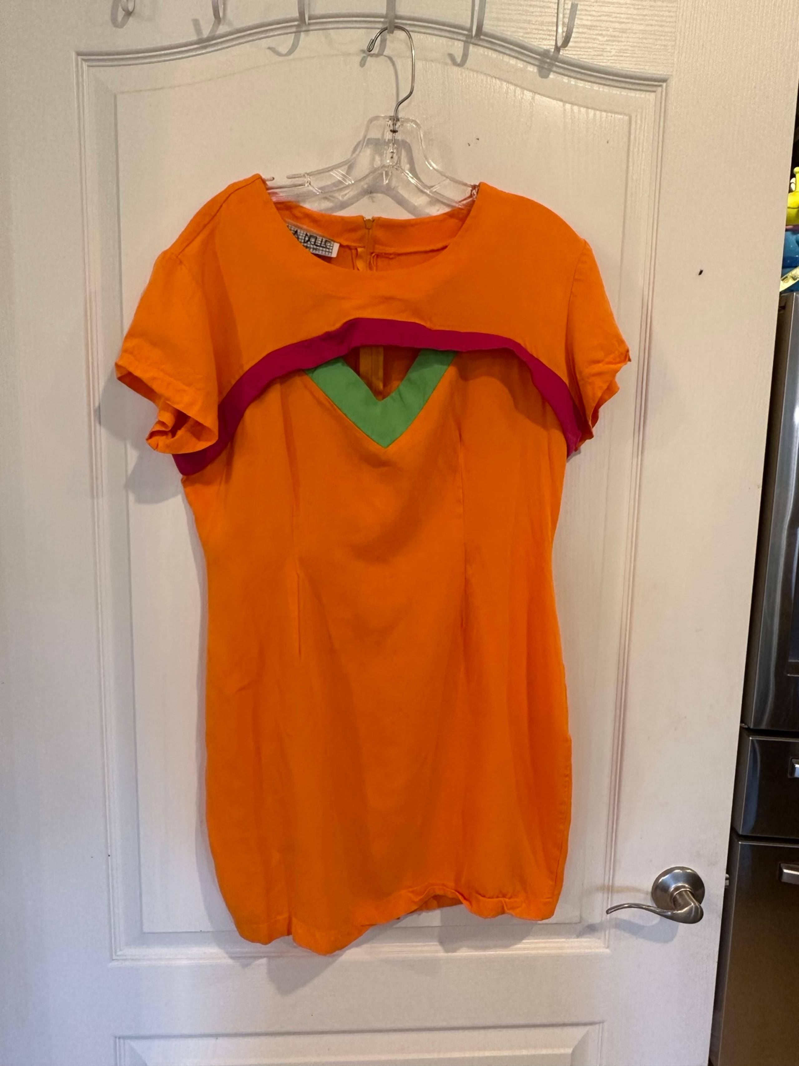 La Belle fashion inc women’s vintage orange dress. No size tag see measurements