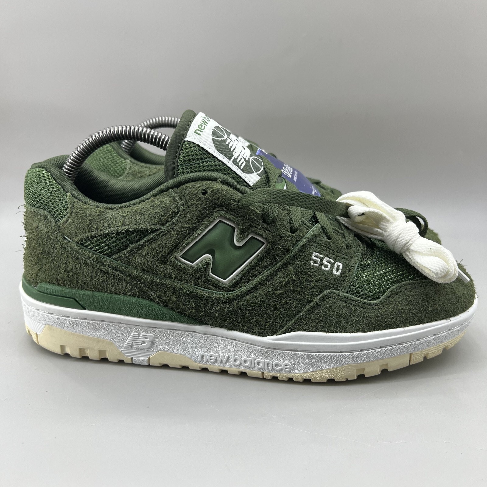 New Balance 550 Nori Green Sneakers Men Size 9 D Suede Orotholite Comfort Shoes