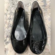 Tory Burch black patent leather flats