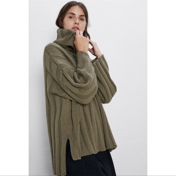 Zara Olive Green Ribbed Turtleneck Oversized Chunky Sweater Size S