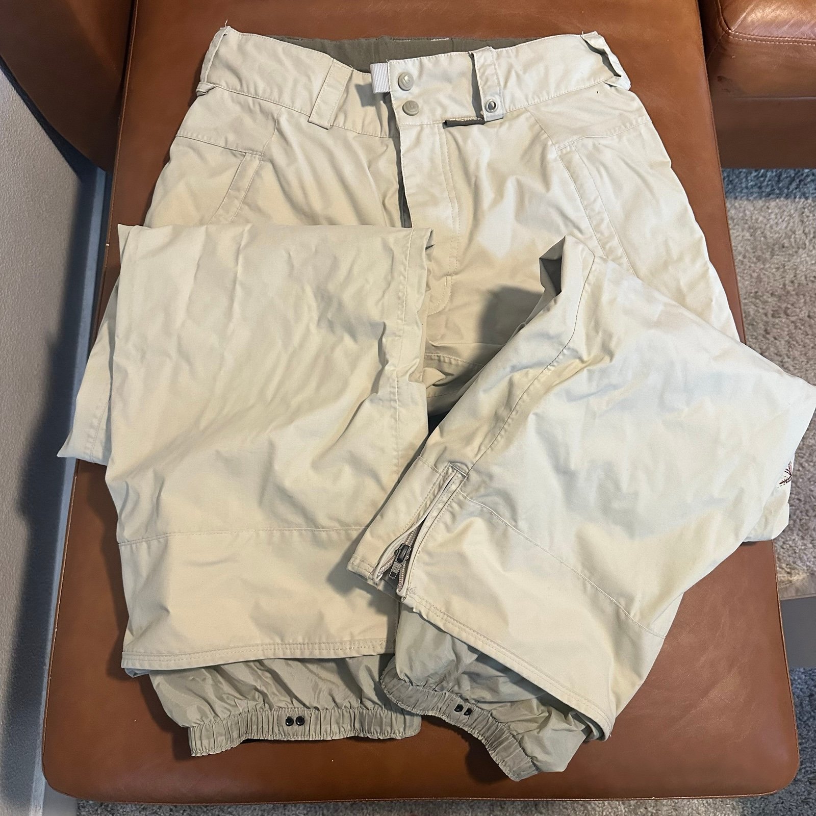 Burton Snowboard Pants, beige, men's medium, great condition