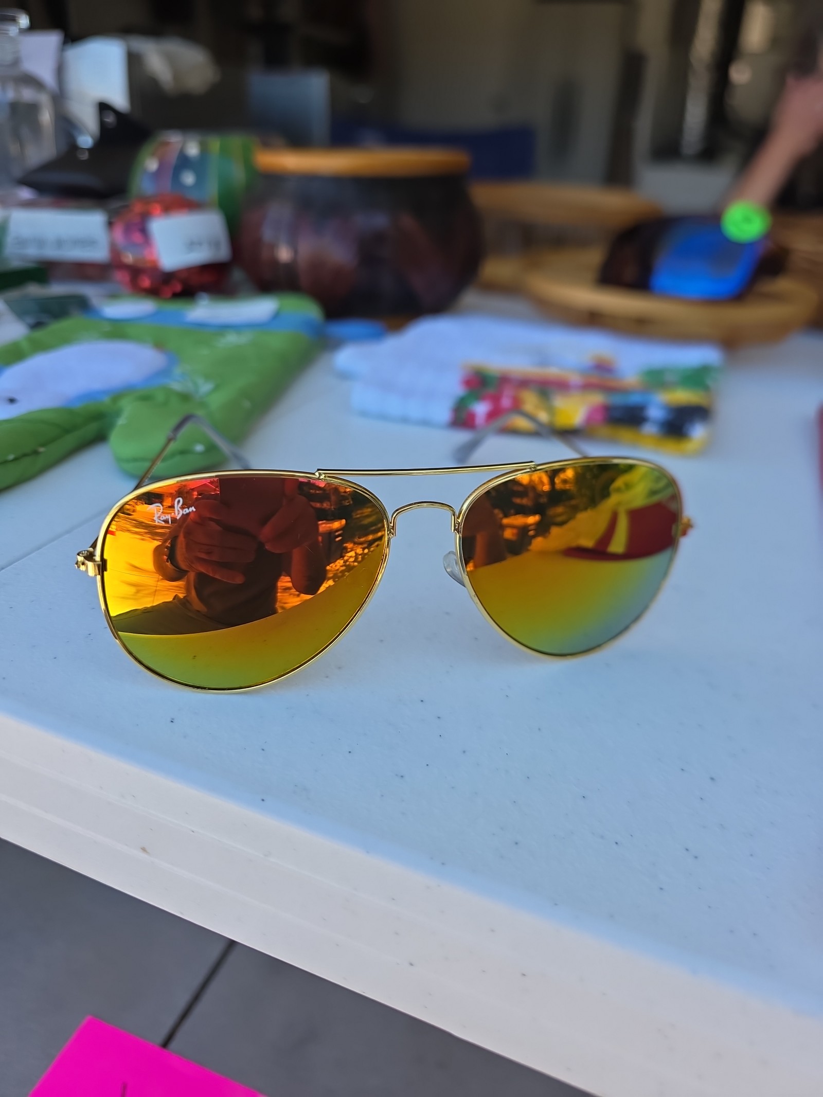 Ray ban aviator shades gold