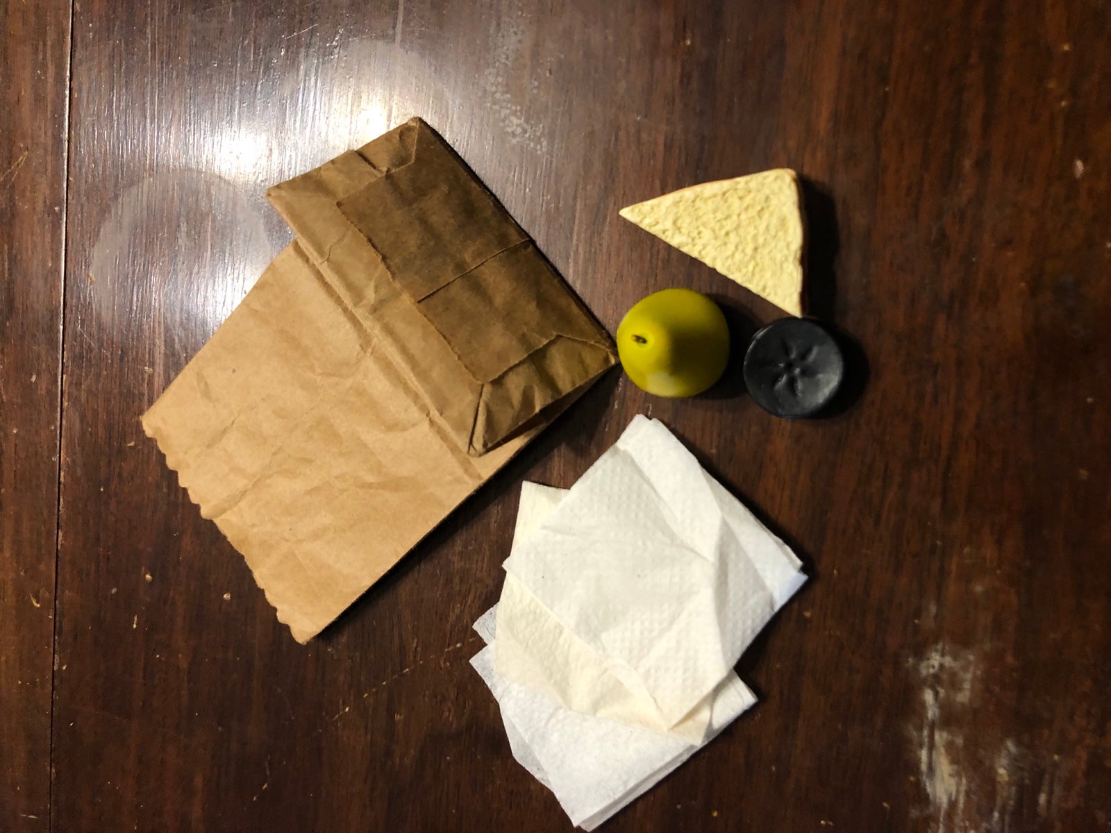Mollie’s snack set (cookie, pear, 1/2 sandwich, napkins, sack)