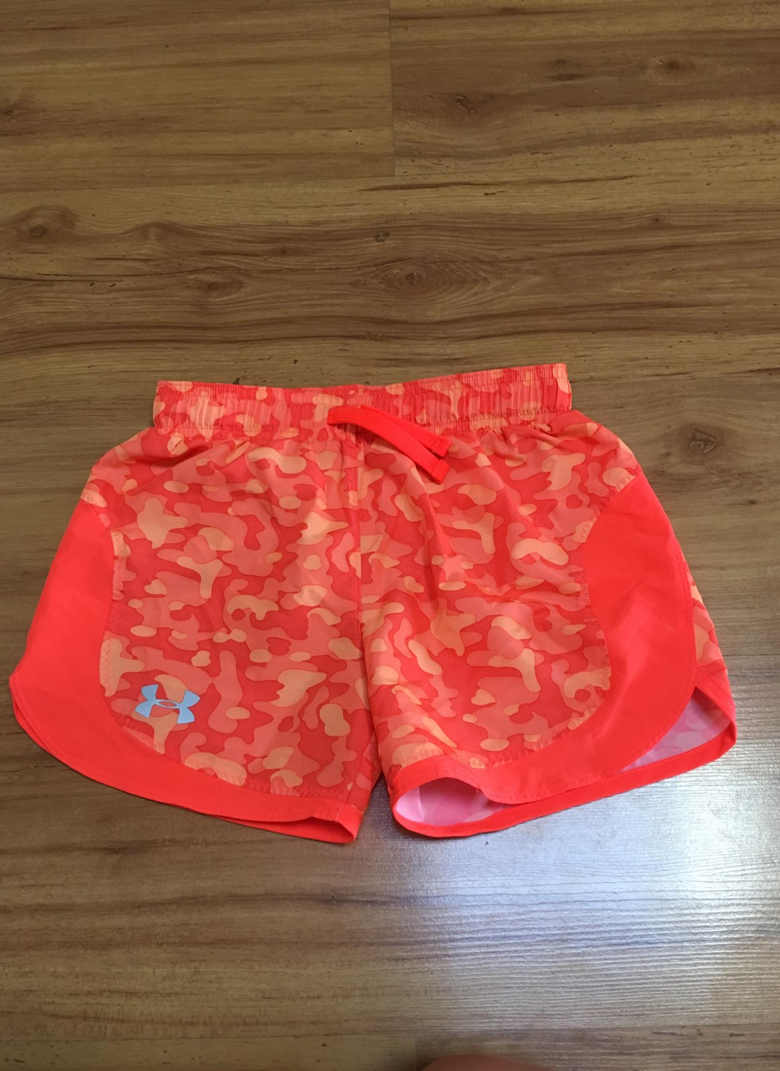 Shorts Heat Gear Girls S - Under Armour